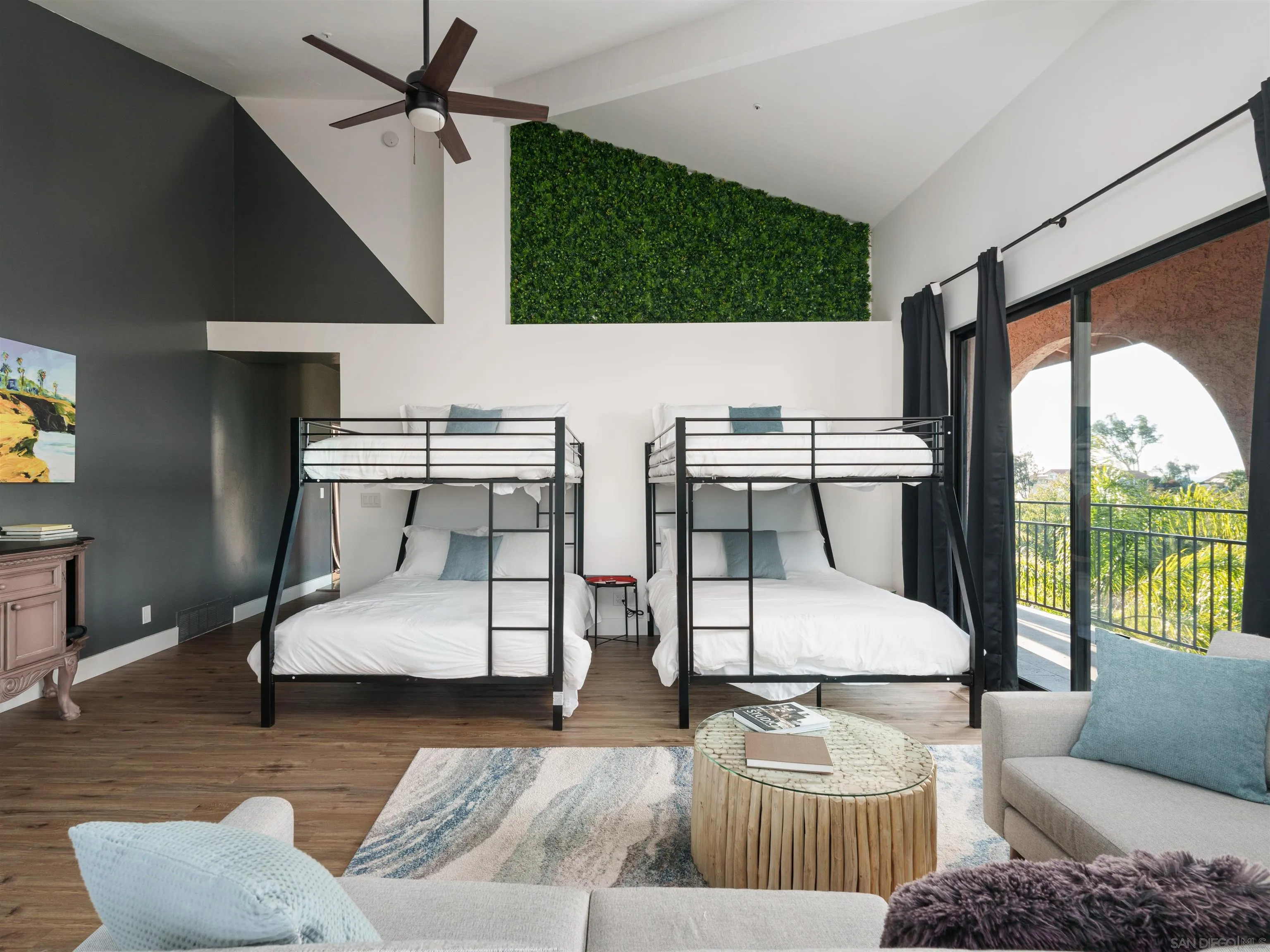 https://cdn.realtyfeed.com/cdn/127/260015509/2a1d0e0af3d3db80f8abc94913c2358c.webp