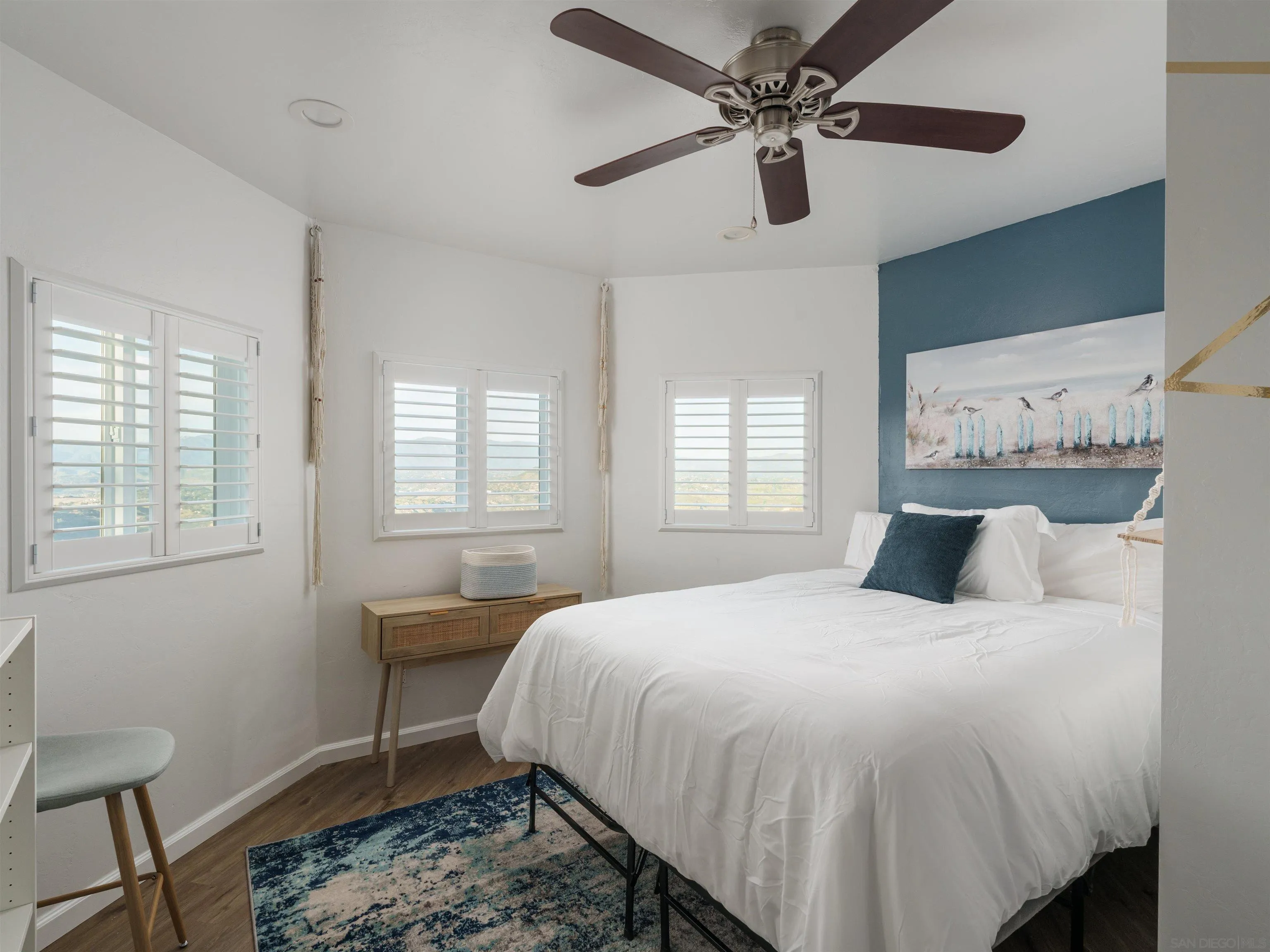 https://cdn.realtyfeed.com/cdn/127/260015509/35ea23def744e970f86eb6d041e5296d.webp