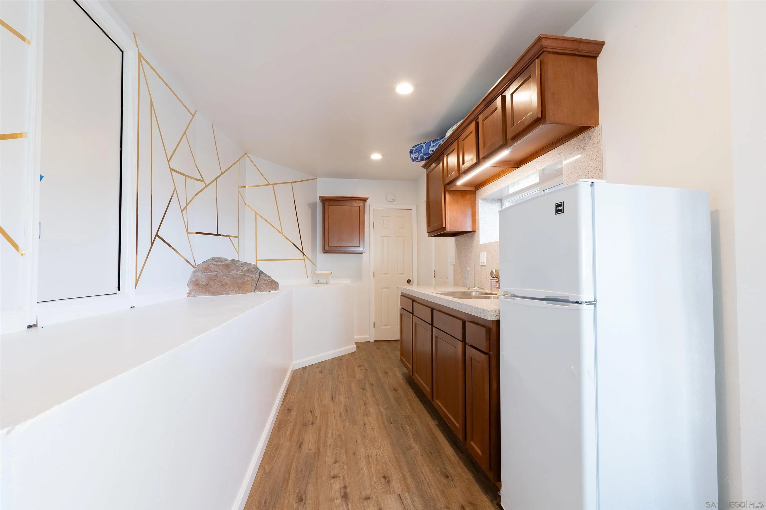 https://cdn.realtyfeed.com/cdn/127/260015509/53abf4768786f119608835622317ad07.webp