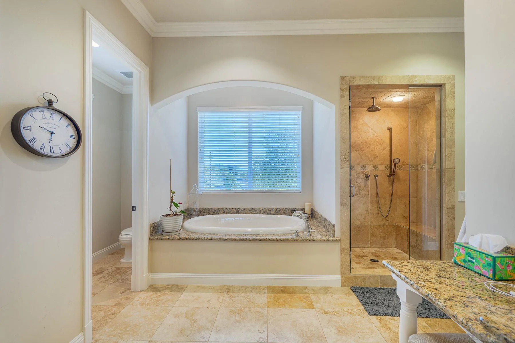 https://cdn.realtyfeed.com/cdn/127/260015510/96c2cdcb3a6fde9b923fbb1b619ce231.webp