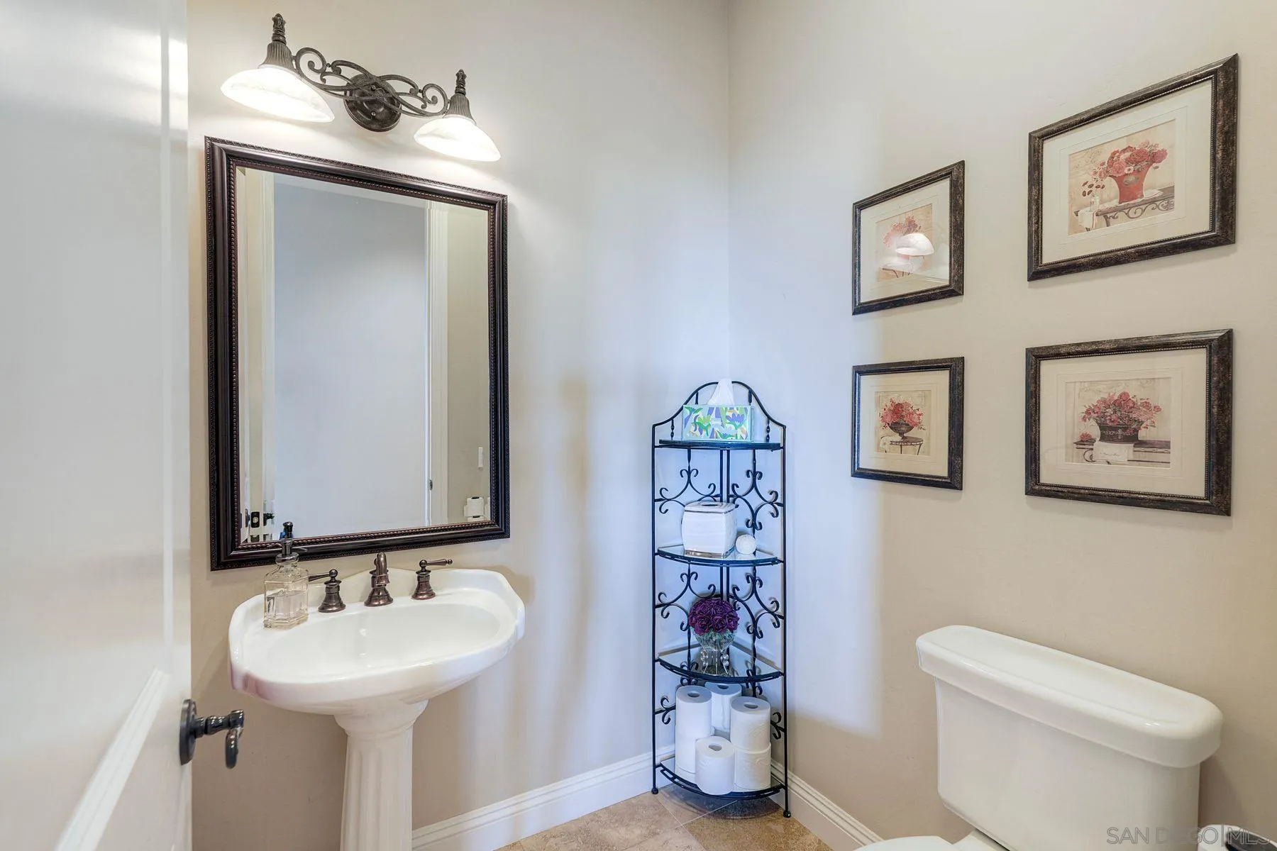 https://cdn.realtyfeed.com/cdn/127/260015510/e5bac1e8f6fbcf8047d169f94f506083.webp