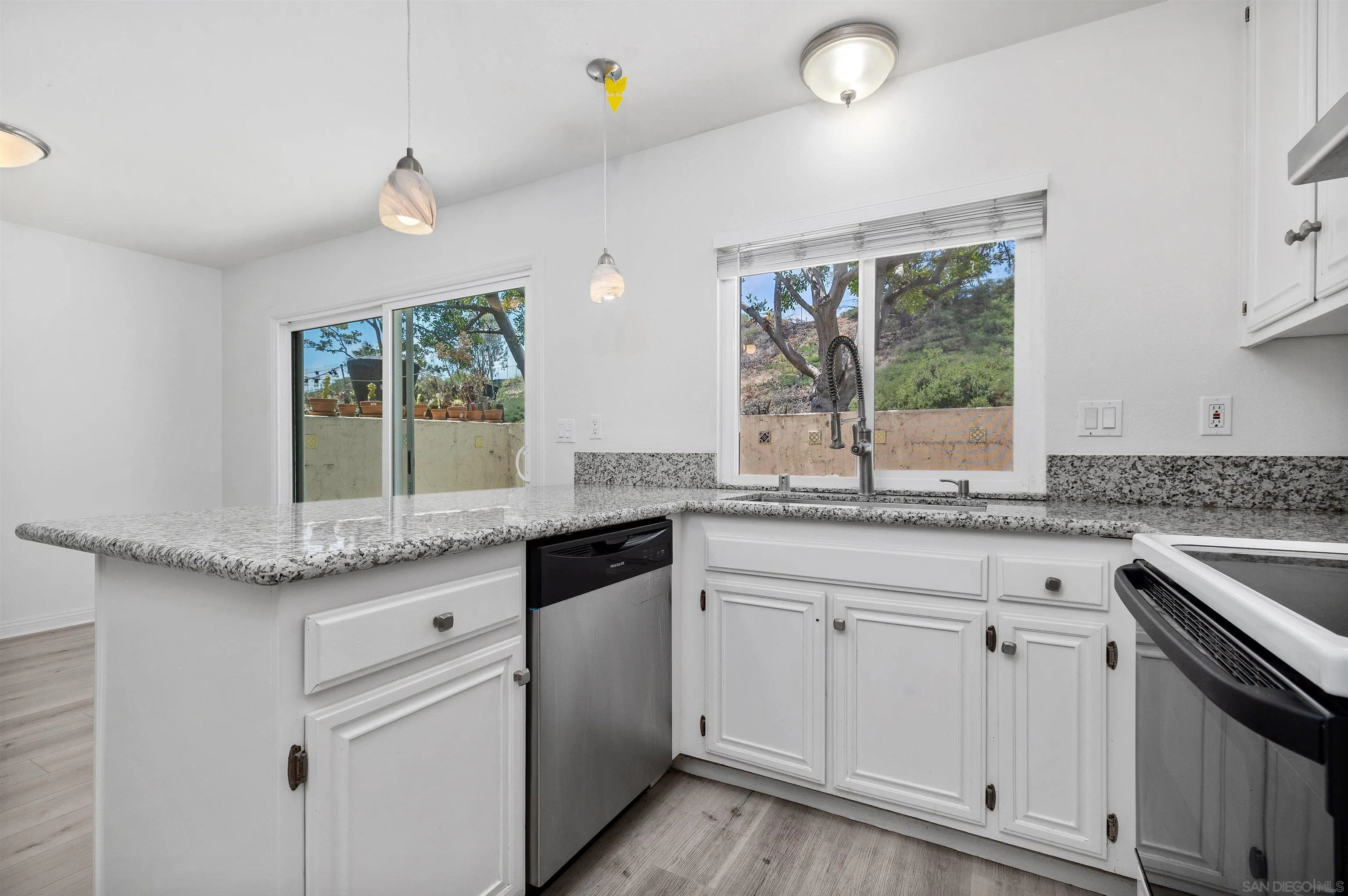 Photo #14: 260015511 Listing: Photo #14