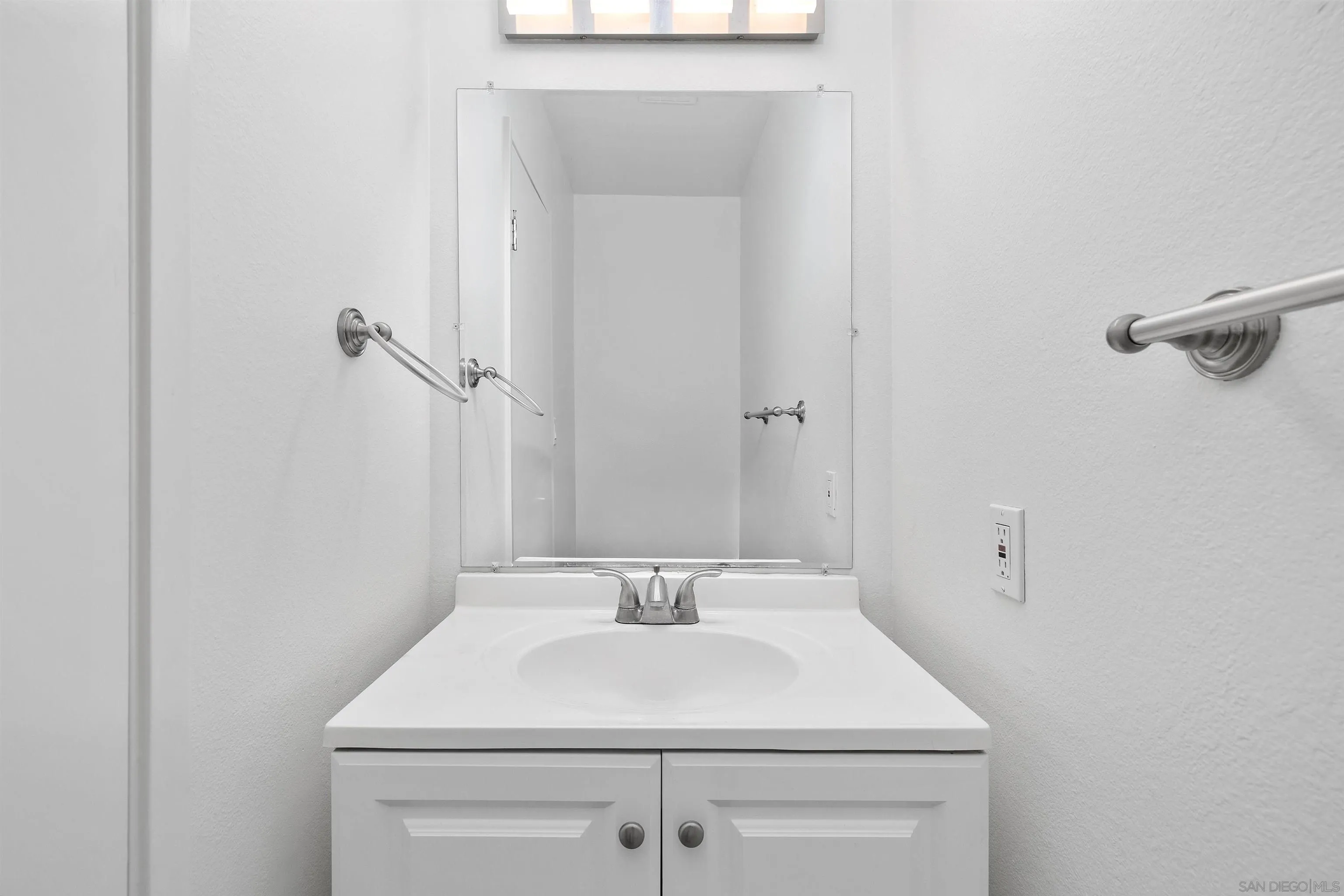 Photo #26: 260015511 Listing: Photo #26