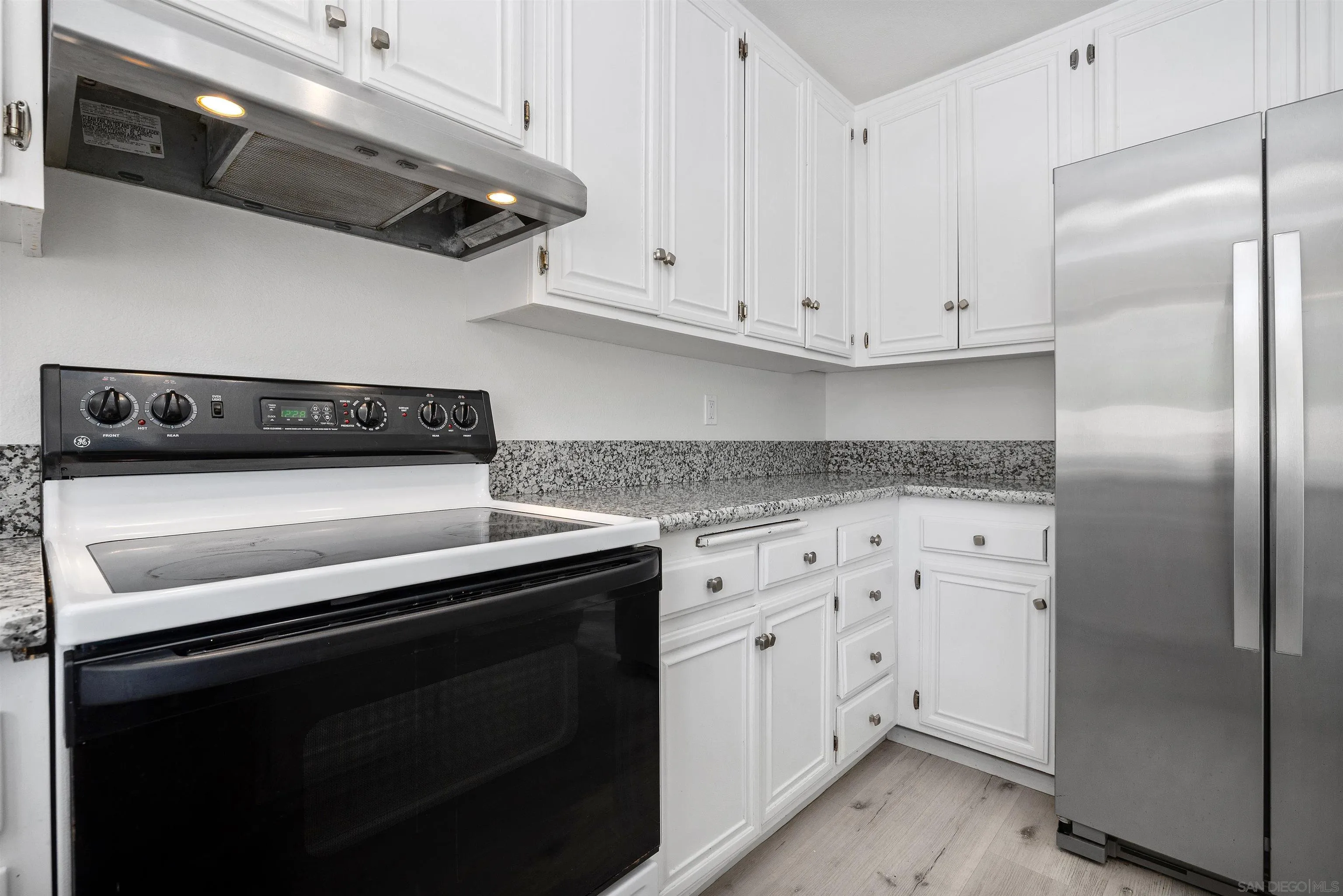 Photo #15: 260015511 Listing: Photo #15