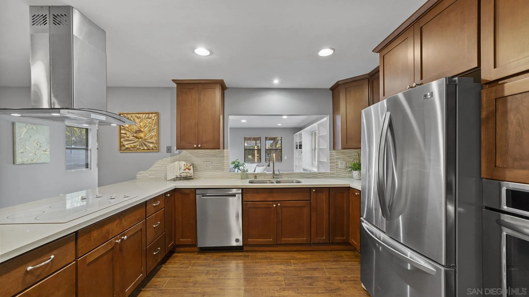https://cdn.realtyfeed.com/cdn/127/260015513/02bb288372cc15dbca6e552f298a4ec1.webp