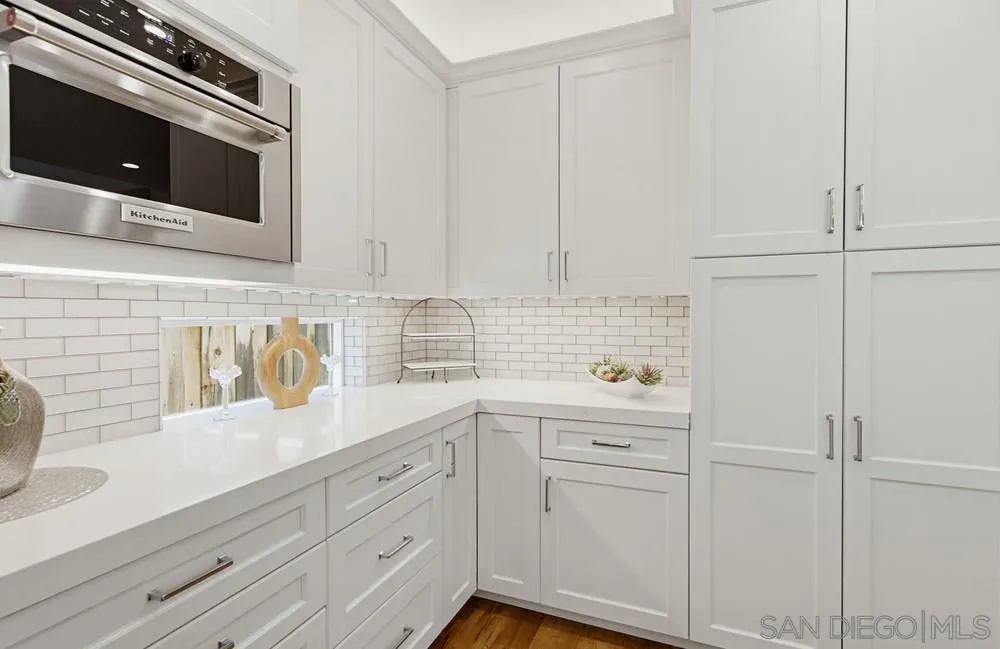 https://cdn.realtyfeed.com/cdn/127/260015514/4524c8bb838fff3ace1c6d0f338146cb.webp
