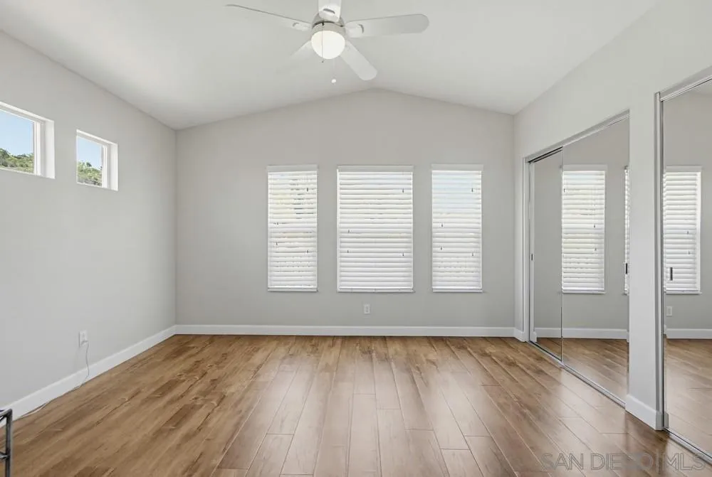 https://cdn.realtyfeed.com/cdn/127/260015514/80bfb1b40c2d0ecc919c0a66763f9bd1.webp