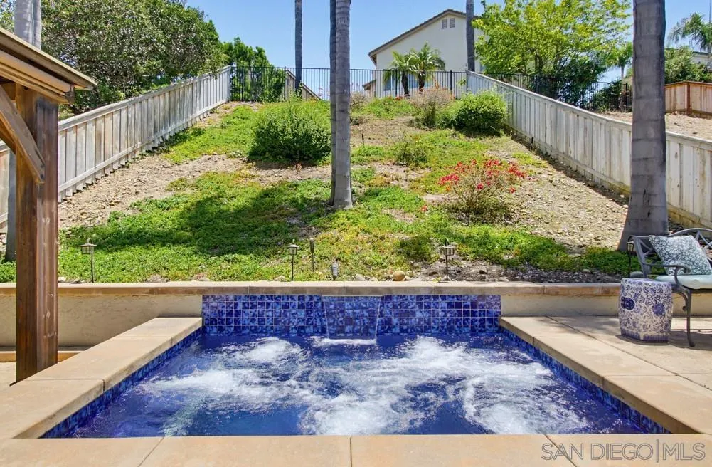 https://cdn.realtyfeed.com/cdn/127/260015514/c0261b466b39daaa10626c4b1892c305.webp
