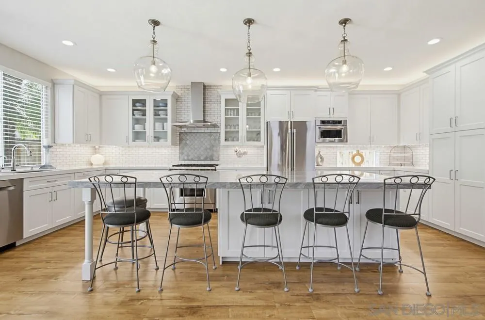 https://cdn.realtyfeed.com/cdn/127/260015514/de941f03776c384bf53e6abdc5b7844b.webp