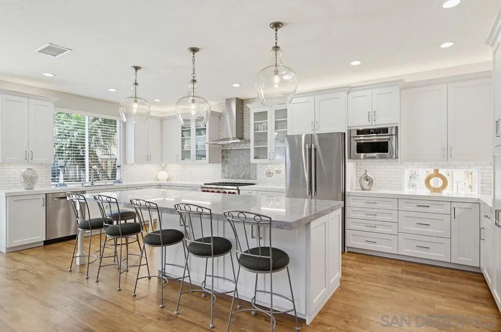 https://cdn.realtyfeed.com/cdn/127/260015514/e612d6311cbbb85b6eda0d0d9a7e06b8.webp