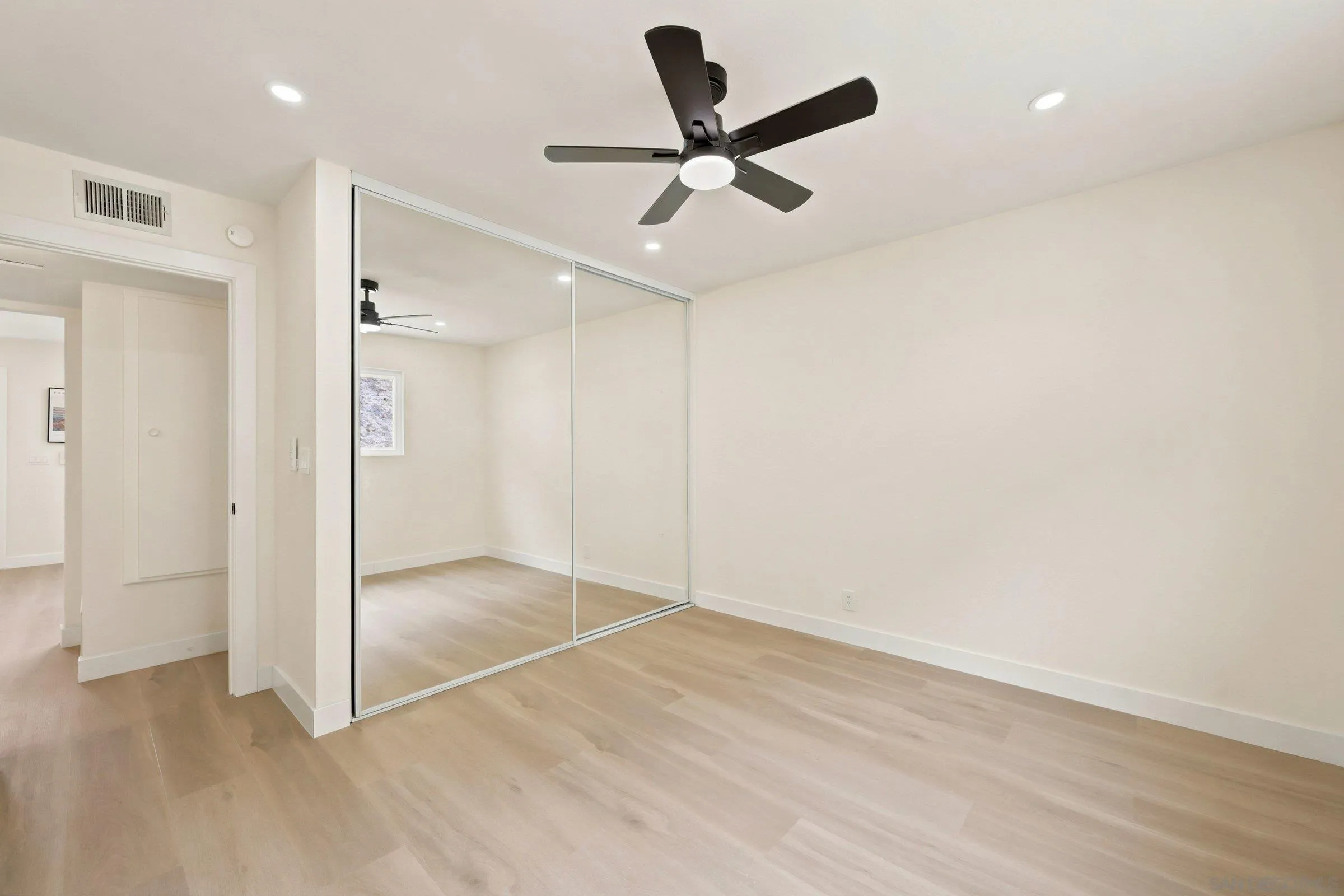 Photo #19: 260015515 Listing: Photo #19