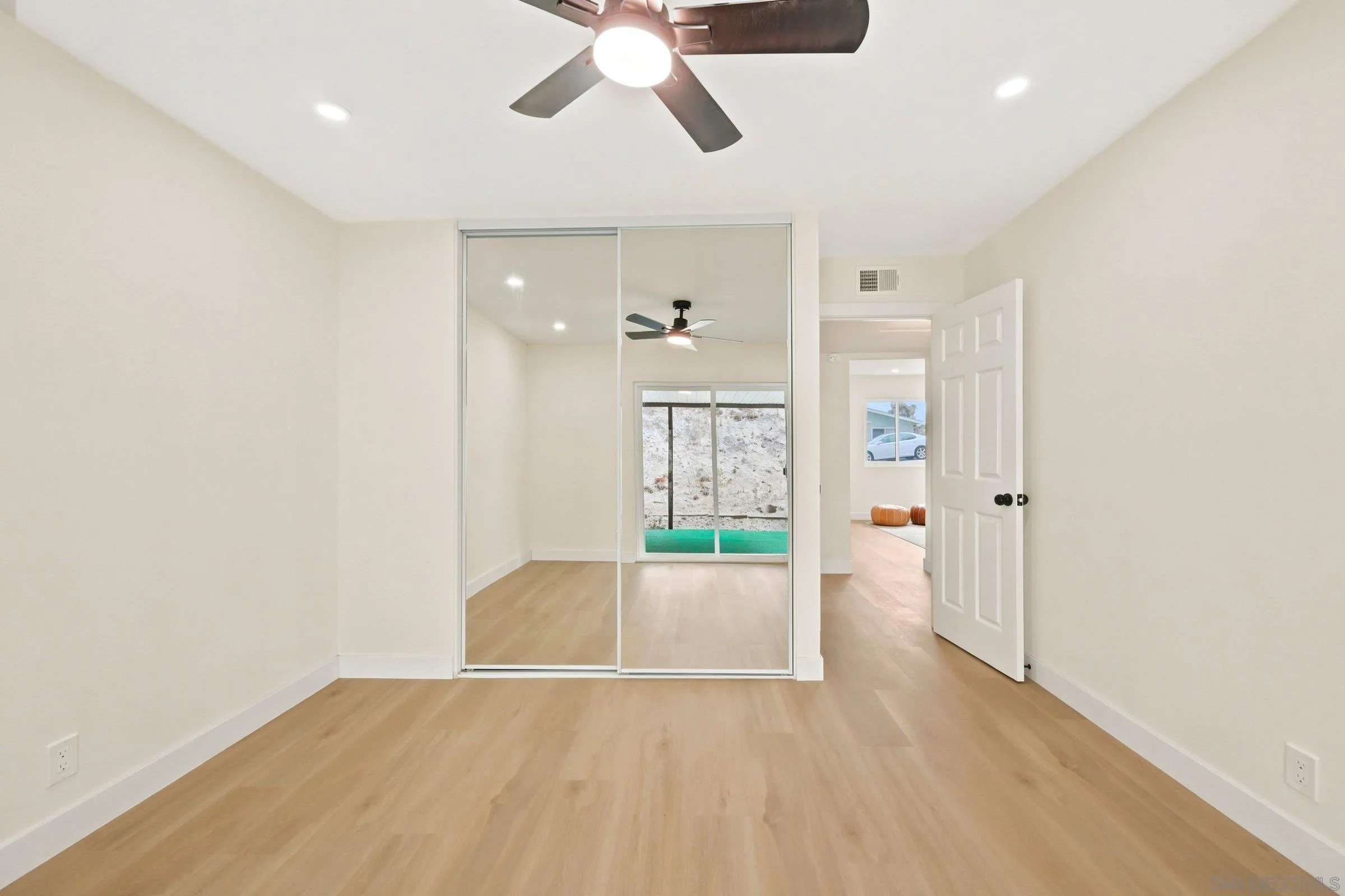 Photo #17: 260015515 Listing: Photo #17