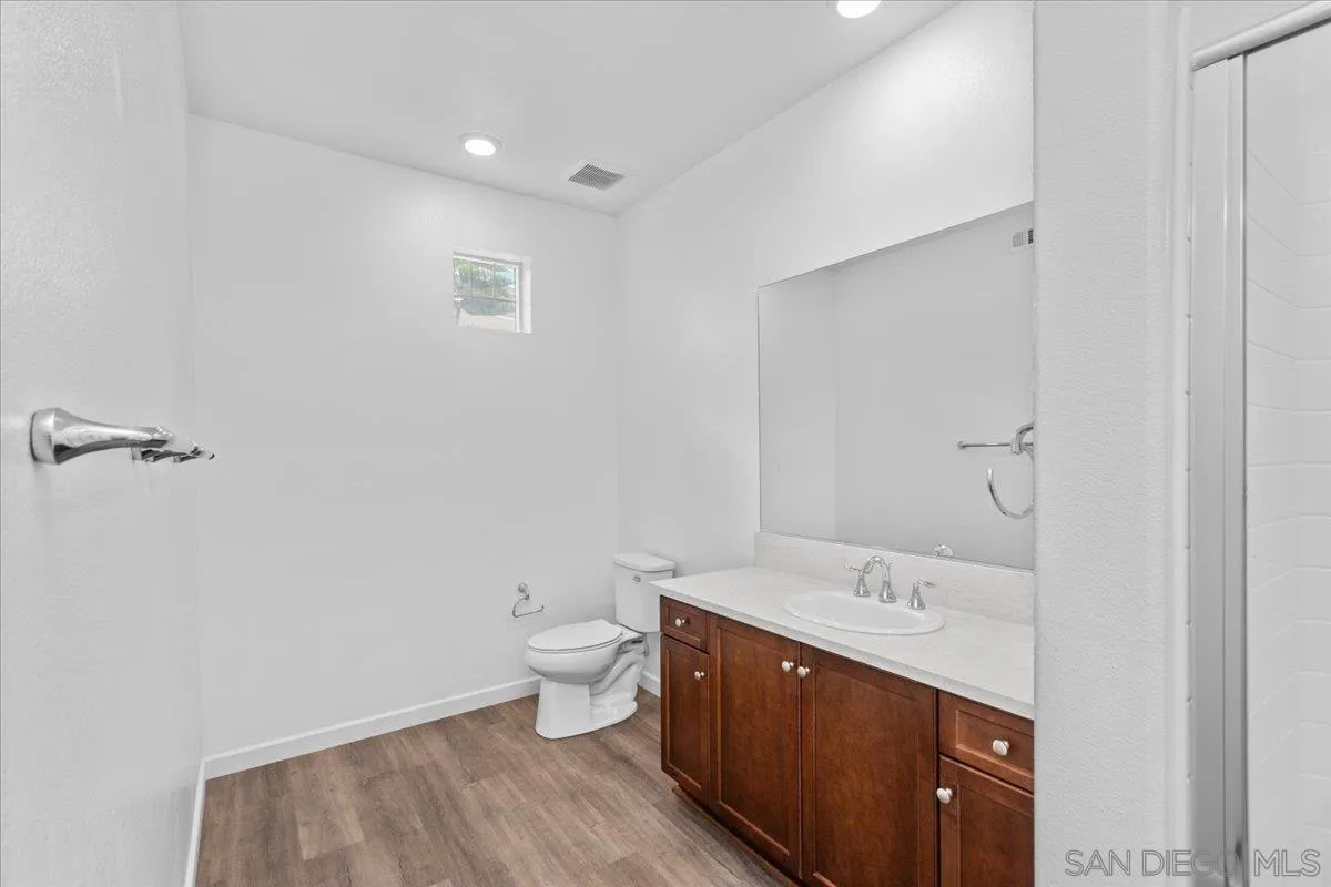 Photo #15: 260015516 Listing: Photo #15