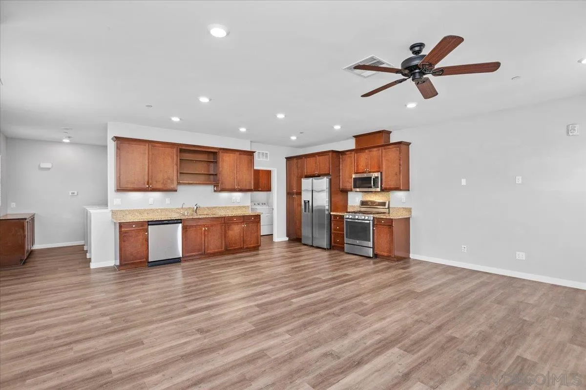 Photo #10: 260015516 Listing: Photo #10