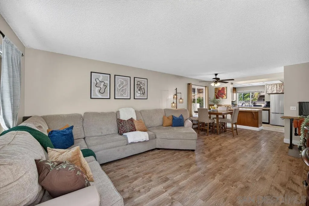 Photo #23: 260015519 Listing: Photo #23