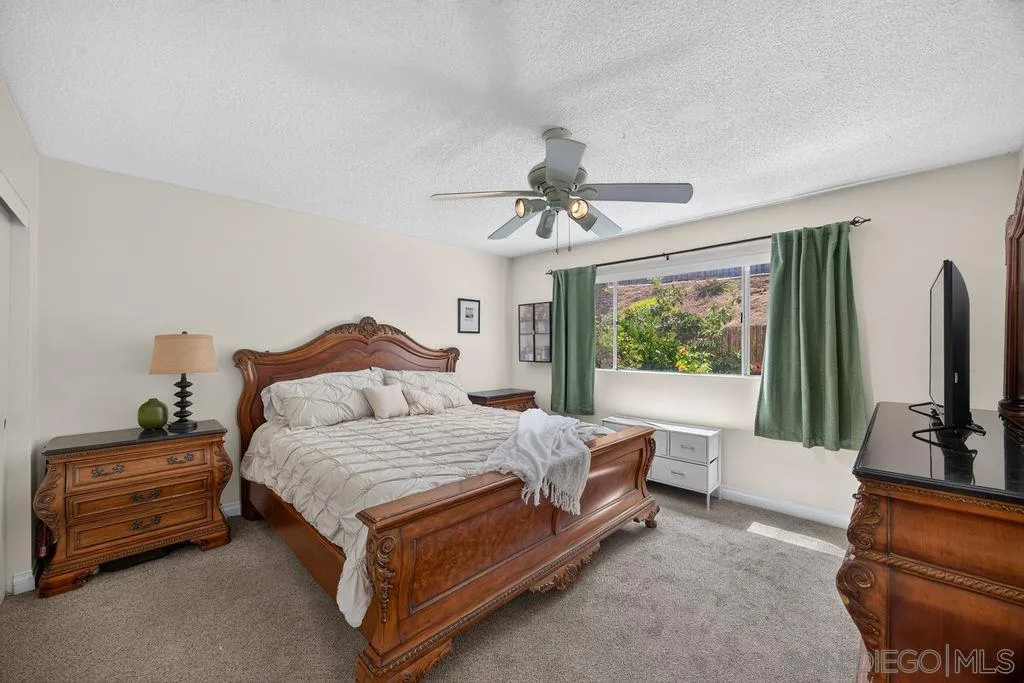 Photo #12: 260015519 Listing: Photo #12