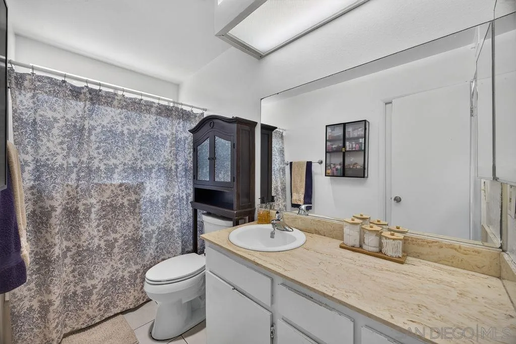 Photo #13: 260015519 Listing: Photo #13