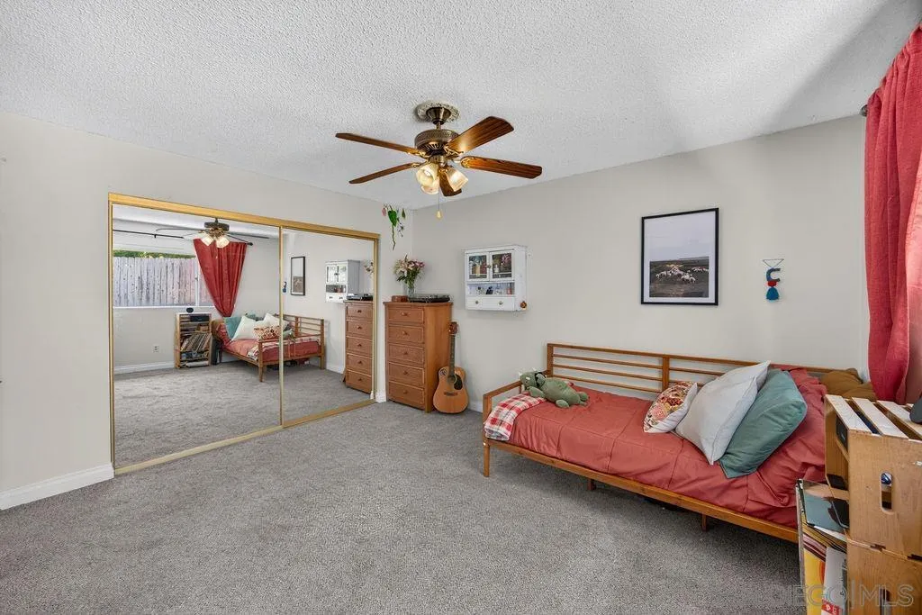 Photo #7: 260015519 Listing: Photo #7