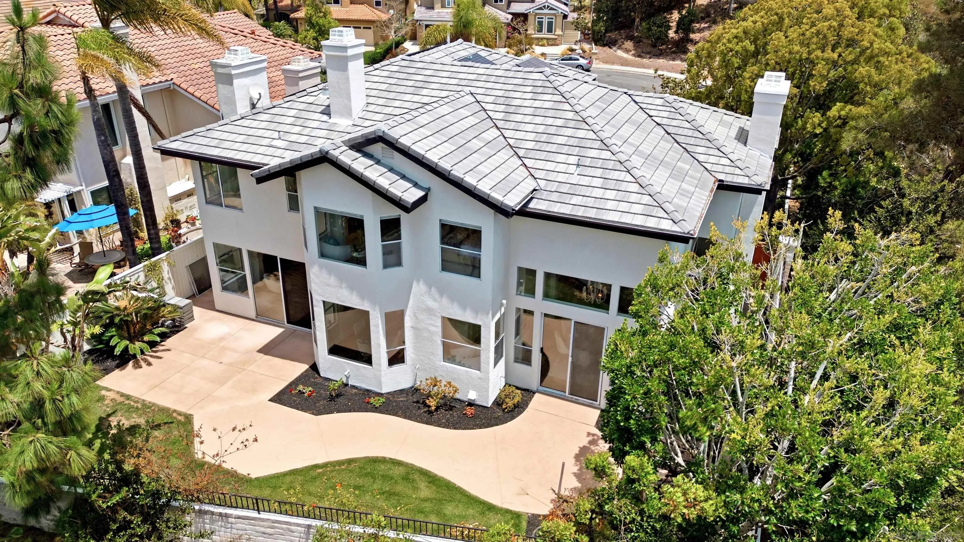 https://cdn.realtyfeed.com/cdn/127/260015520/2ad59e2ebfa99267e84df03abaac32d9.webp