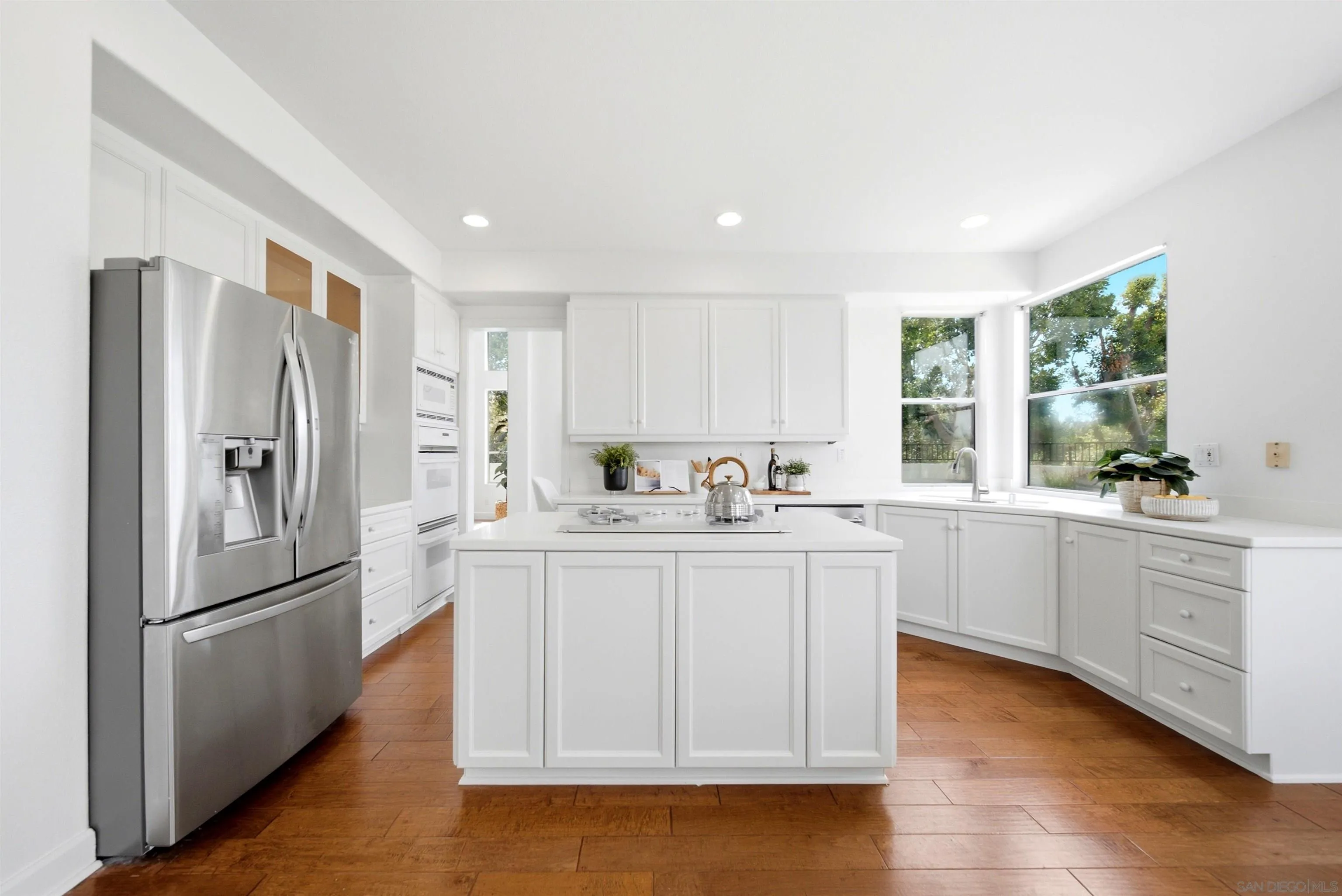 https://cdn.realtyfeed.com/cdn/127/260015520/5a34b9f5b4e9997dc1a0bfe7b22c2441.webp
