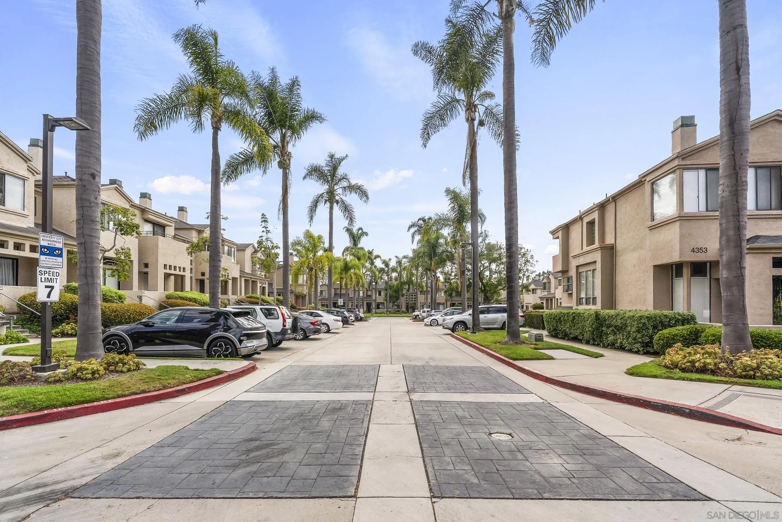 https://cdn.realtyfeed.com/cdn/127/260015522/5c20e10c1bed0a50b5cb82ba48bfa9dc.webp
