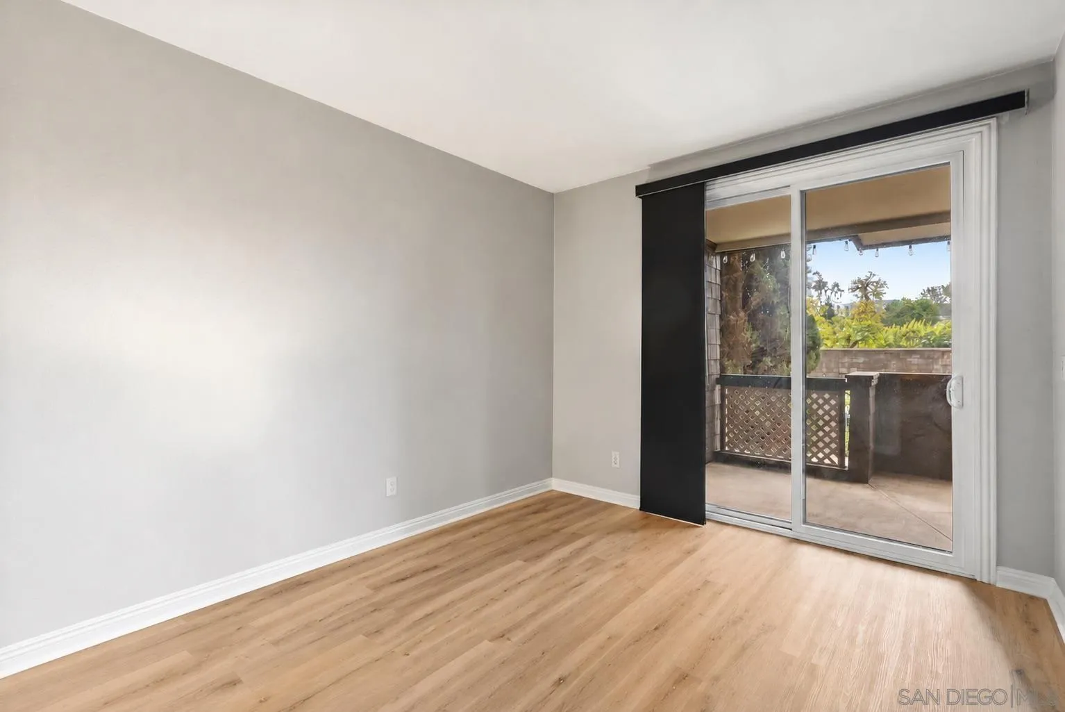 Photo #12: 260015522 Listing: Photo #12