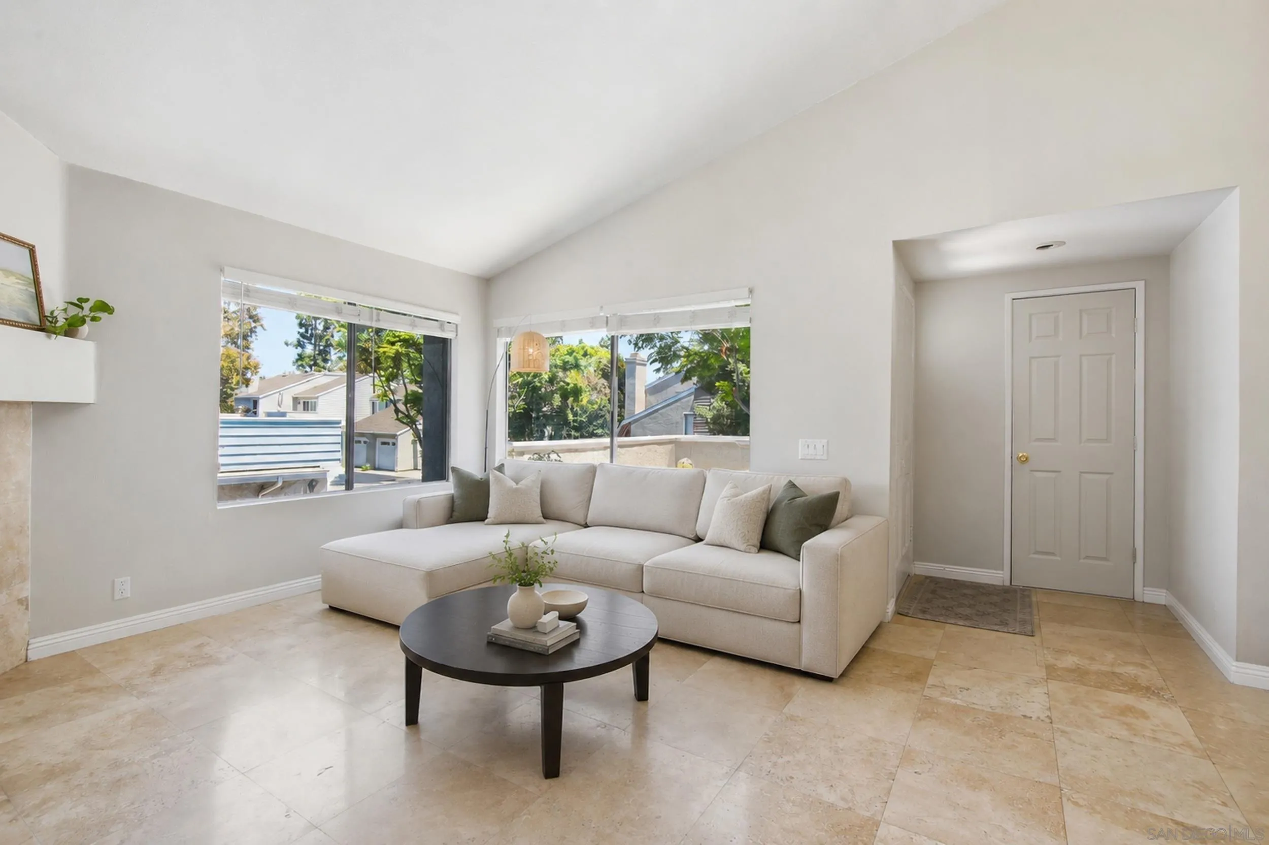 387 Deerfield Unit 77, Irvine, CA 92606 - Photo 4 of 15, Irvine, CA