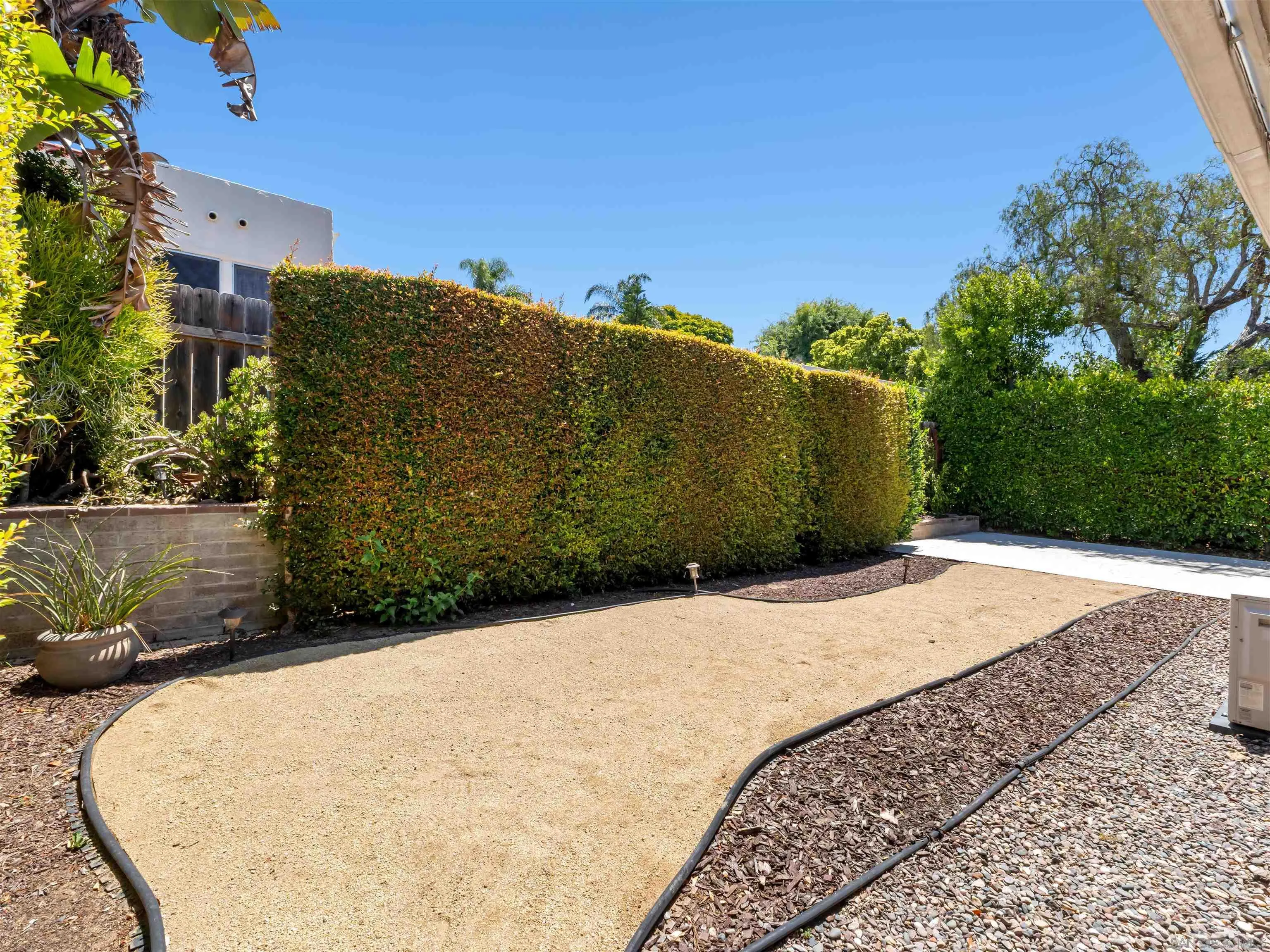 https://cdn.realtyfeed.com/cdn/127/260015526/9e2a011f490f2e9c2032f48ca3429bdf.webp