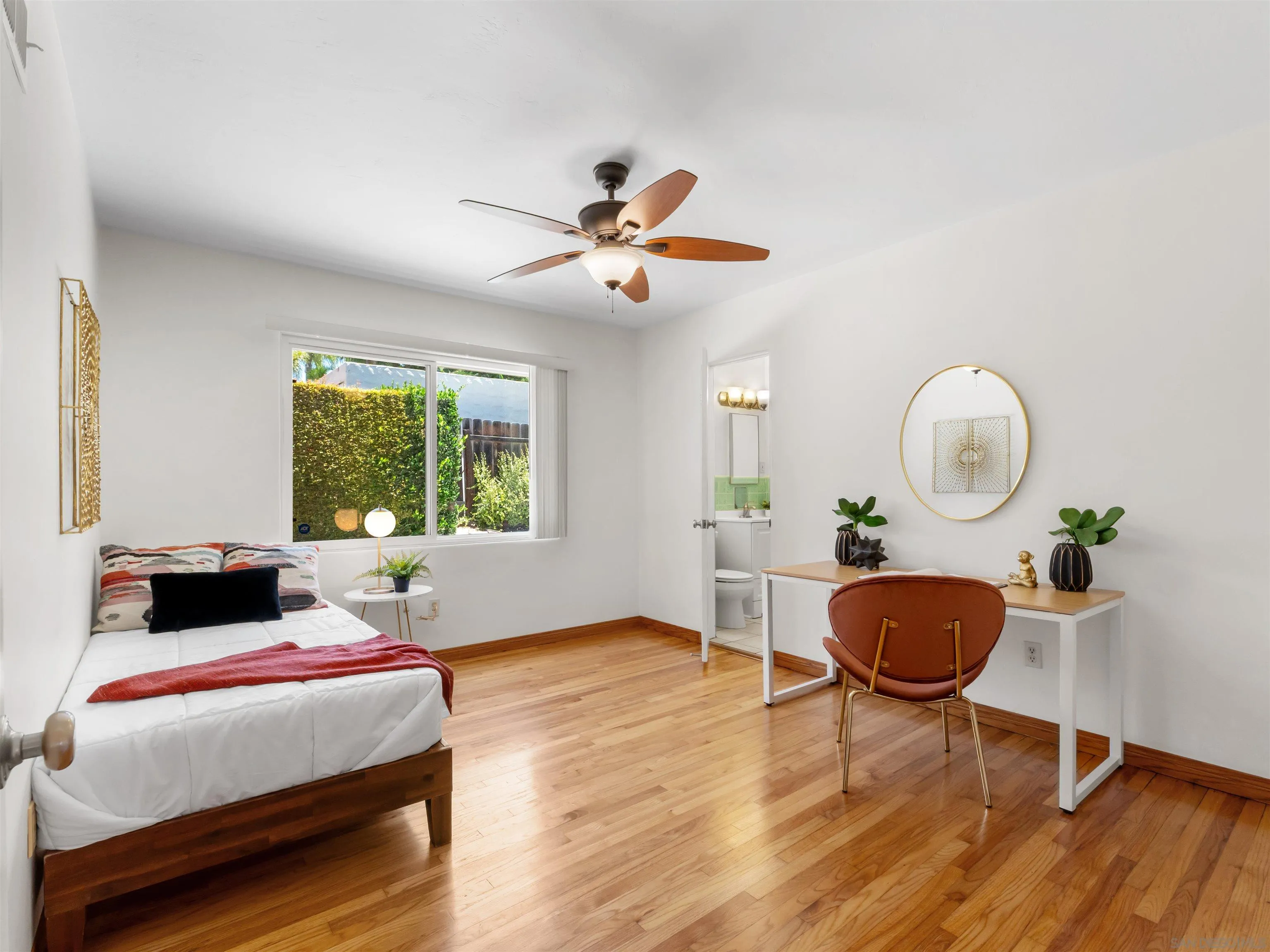 https://cdn.realtyfeed.com/cdn/127/260015526/ceabab3f5414145ae87c828d03018ed2.webp