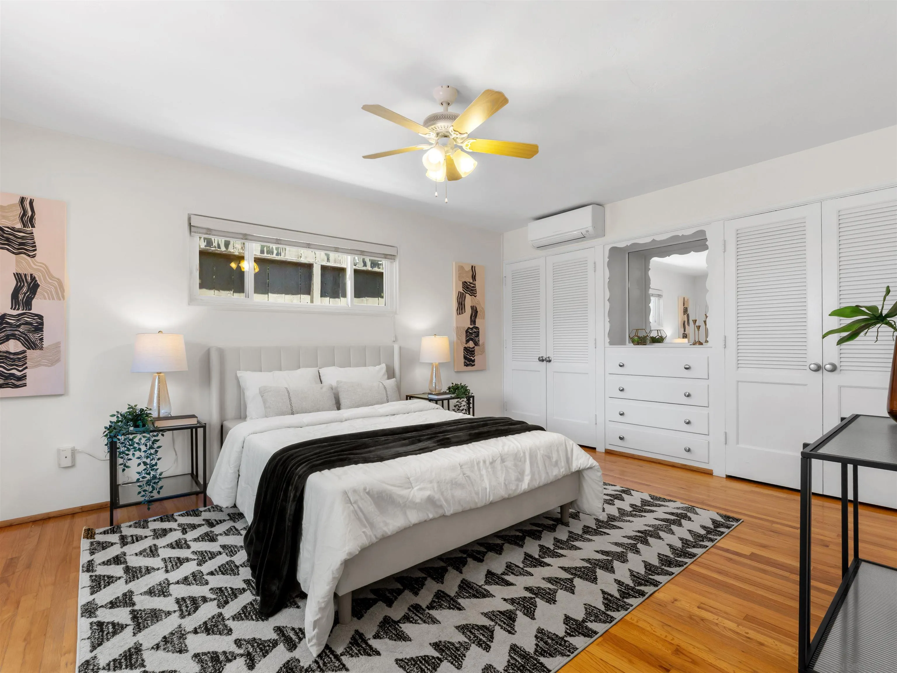 https://cdn.realtyfeed.com/cdn/127/260015526/e154733eae21afcb0c2a5ce9ece0e875.webp