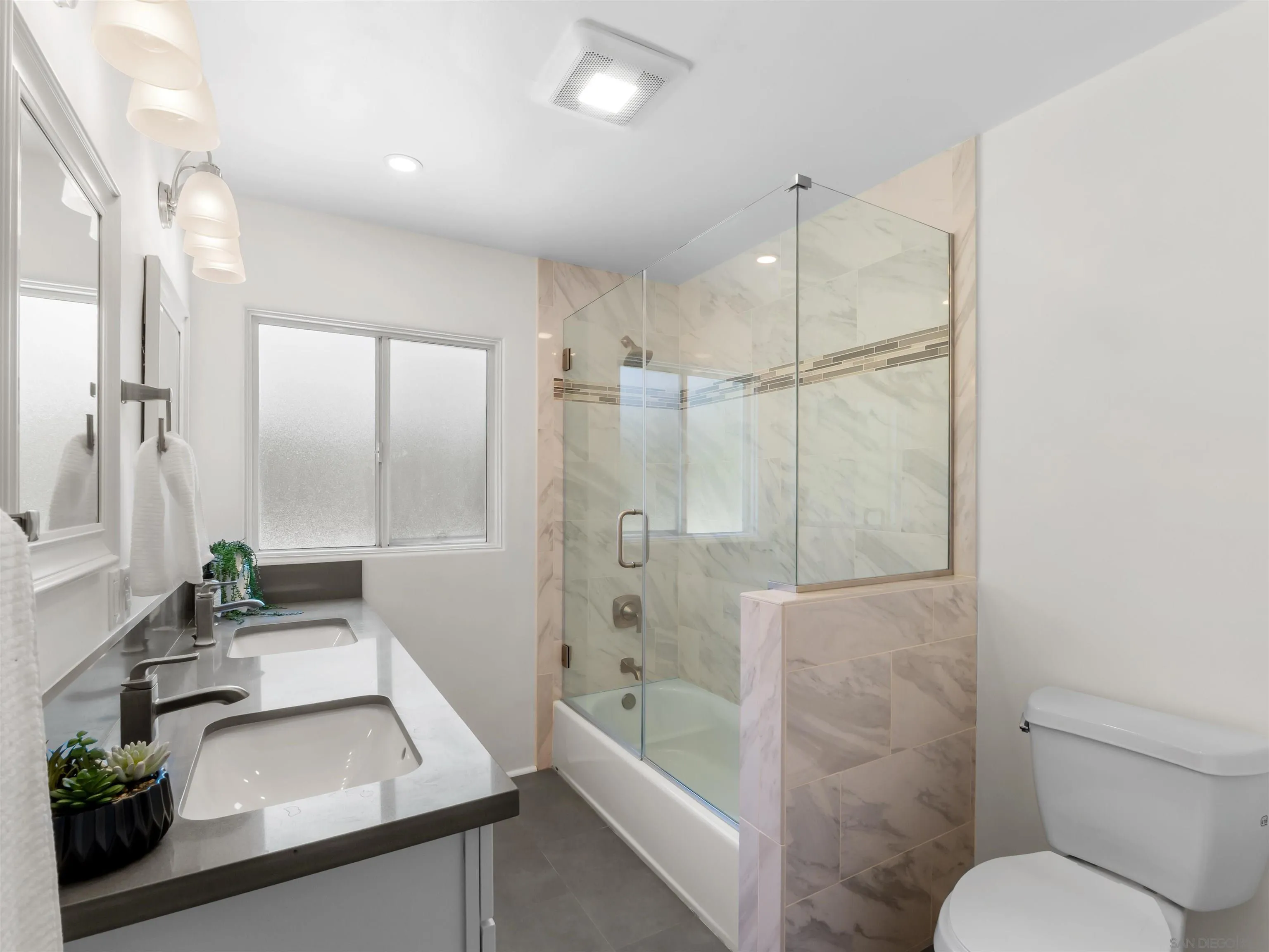 https://cdn.realtyfeed.com/cdn/127/260015526/e3ceb218a6402d3bd07bb0d7aa95973f.webp