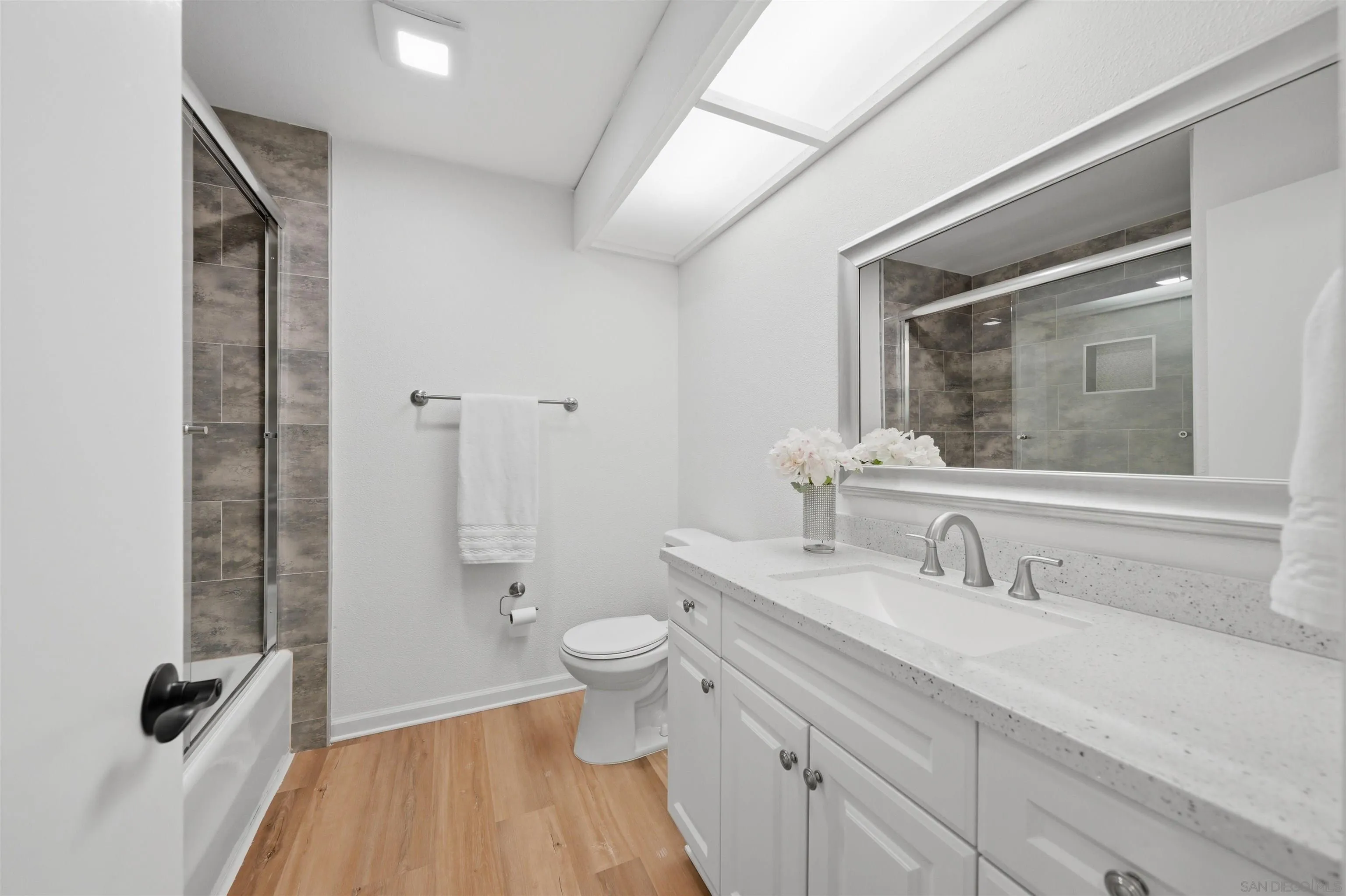 Photo #19: 260015528 Listing: Photo #19