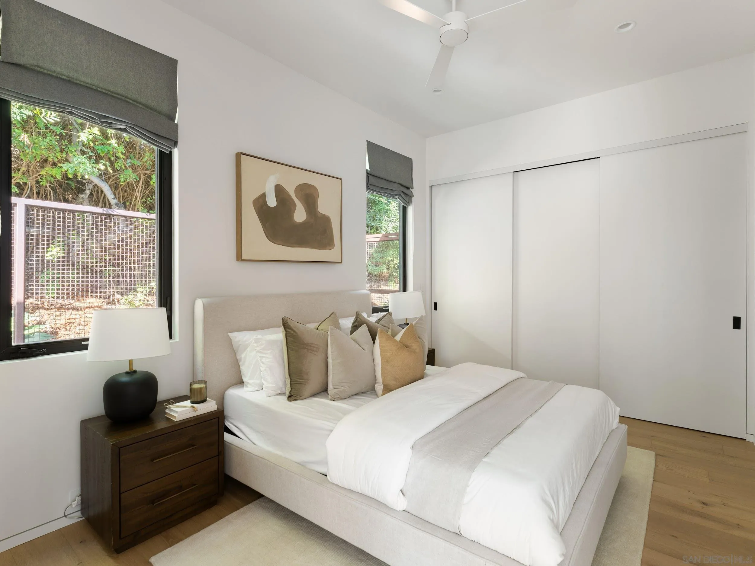 https://cdn.realtyfeed.com/cdn/127/260015530/fe0f94b649a09de5b4c519f85551a061.webp