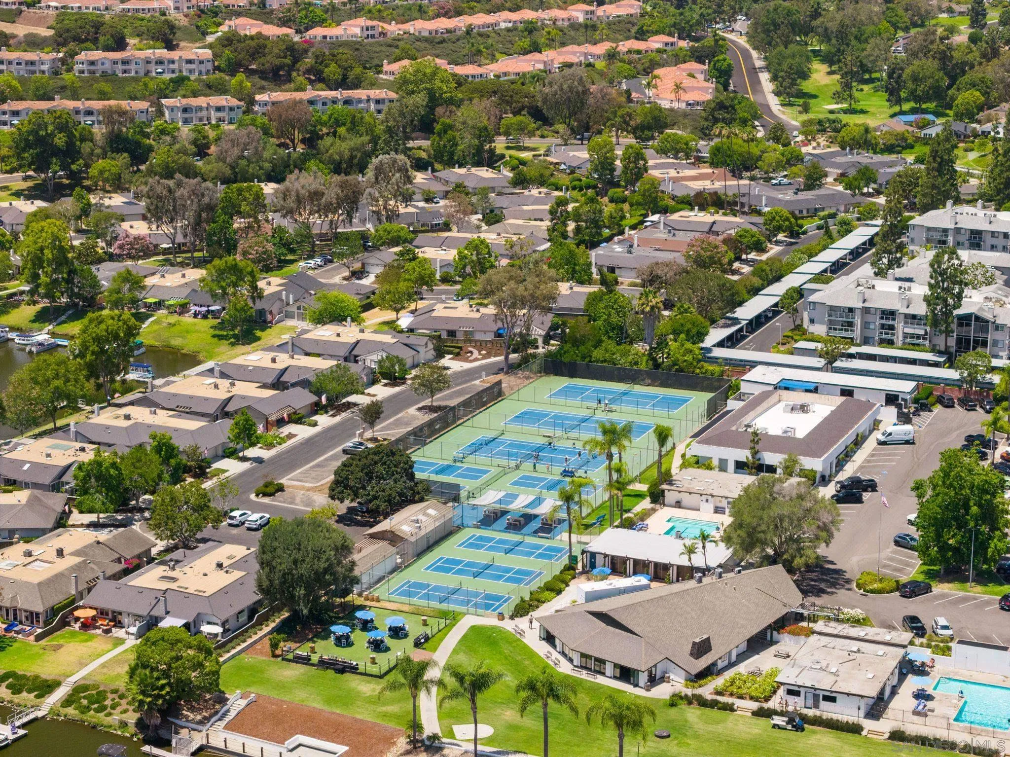 Photo #28: 260015534 Listing: Photo #28