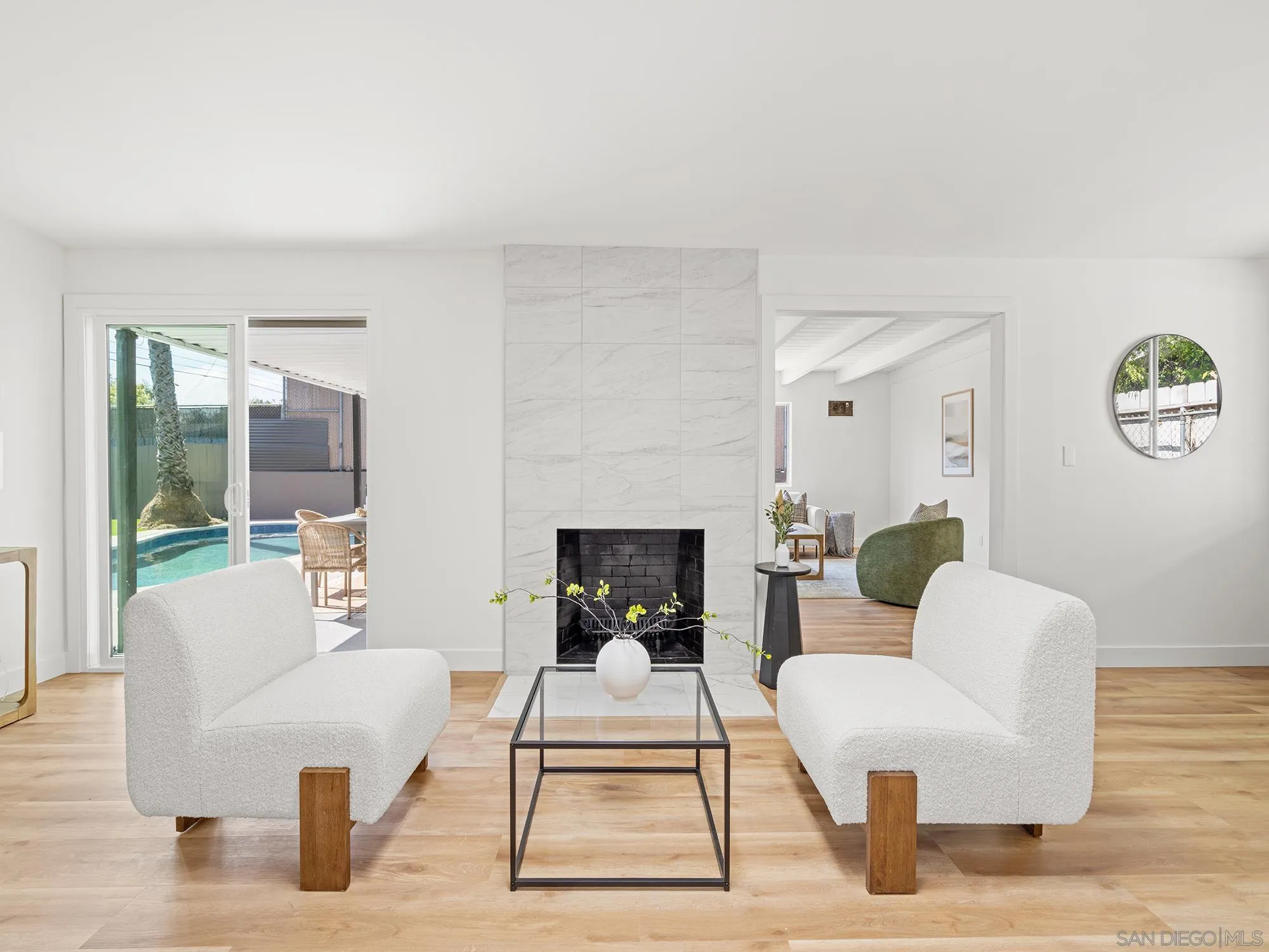 https://cdn.realtyfeed.com/cdn/127/260015536/1ff04cd10f8d3965c64632798609a1b0.webp