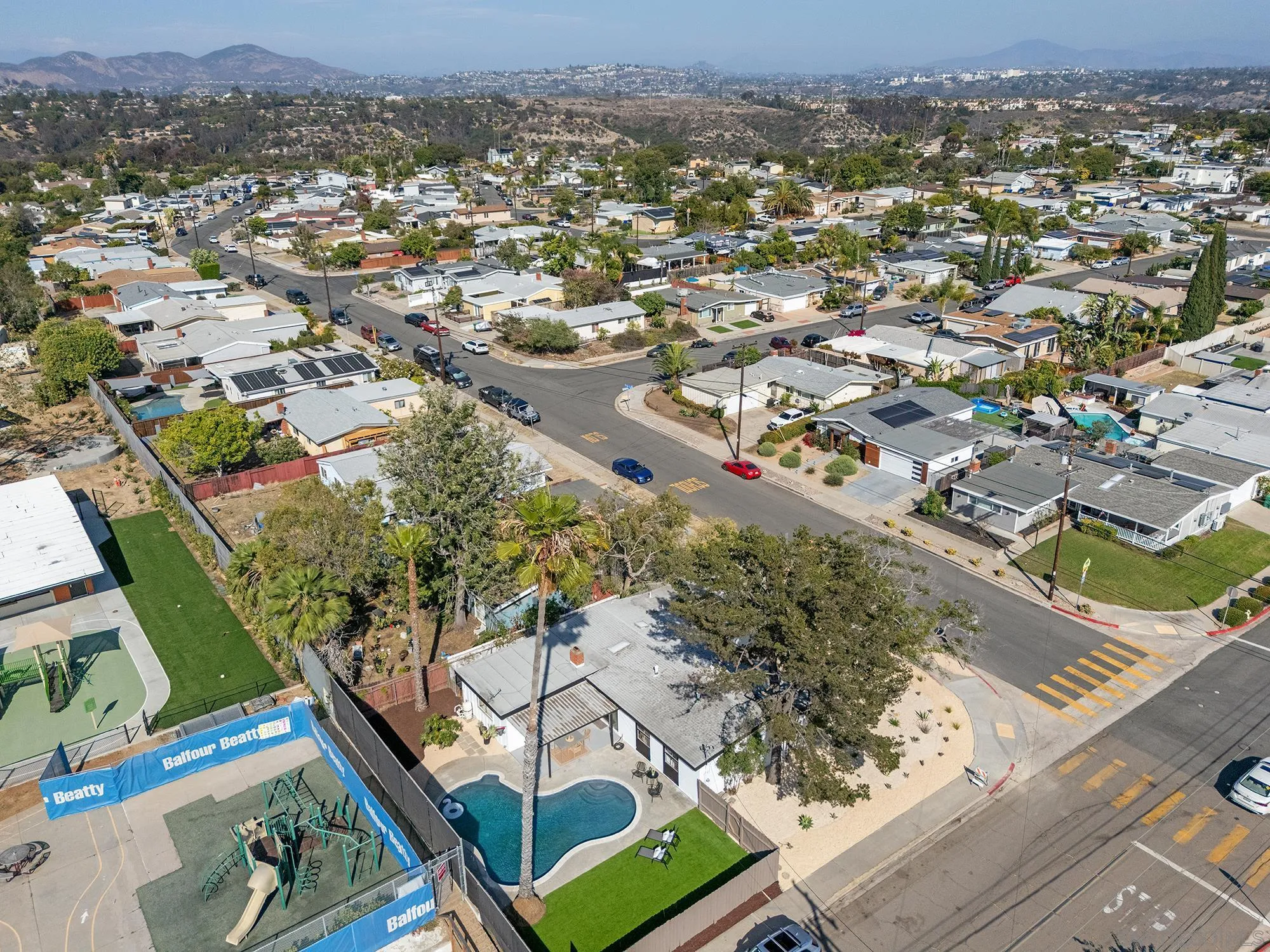 https://cdn.realtyfeed.com/cdn/127/260015536/3be601c71c534474c58784d822cb23bb.webp
