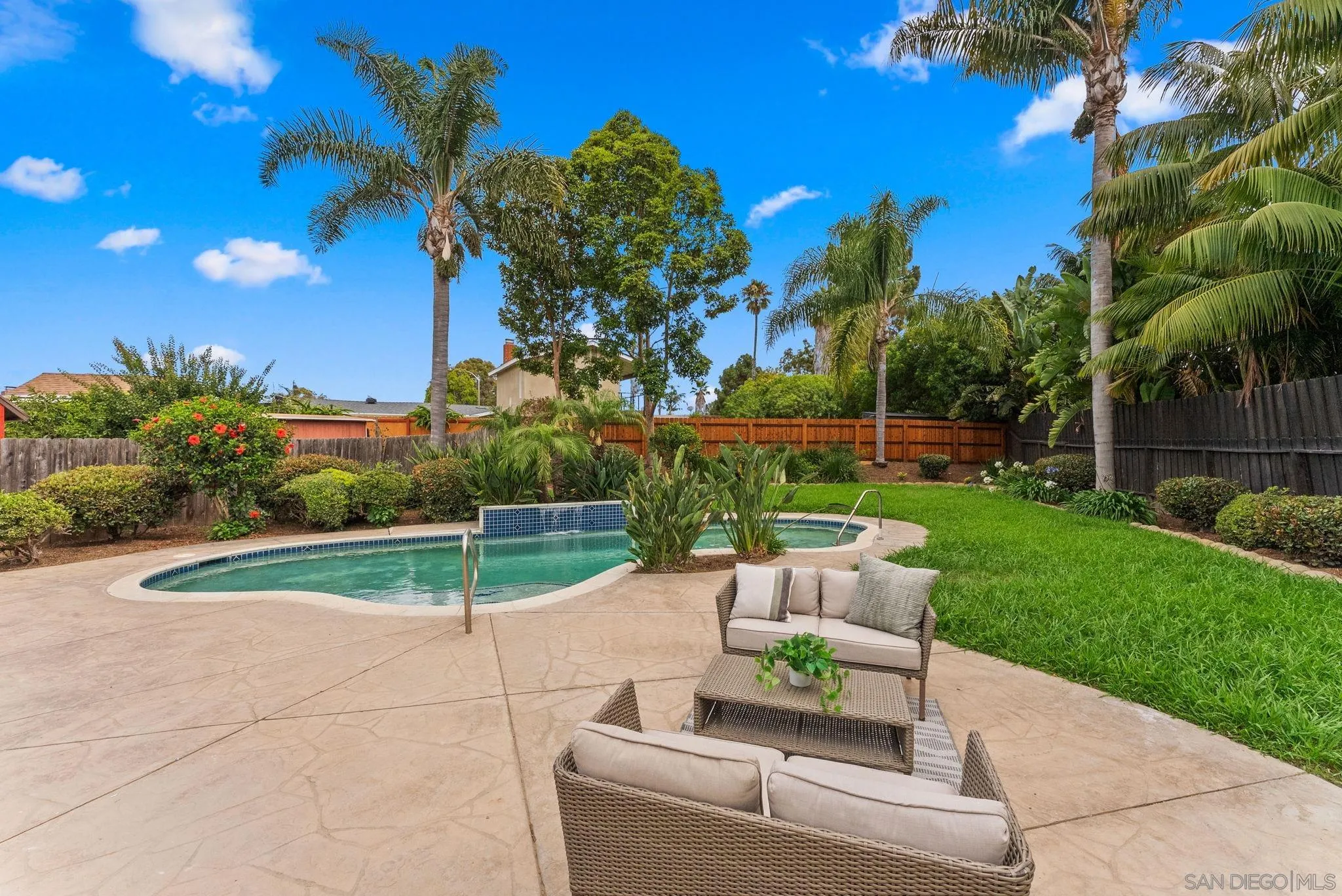 https://cdn.realtyfeed.com/cdn/127/260015537/96c84e468a360f54f663db230ac3a740.webp
