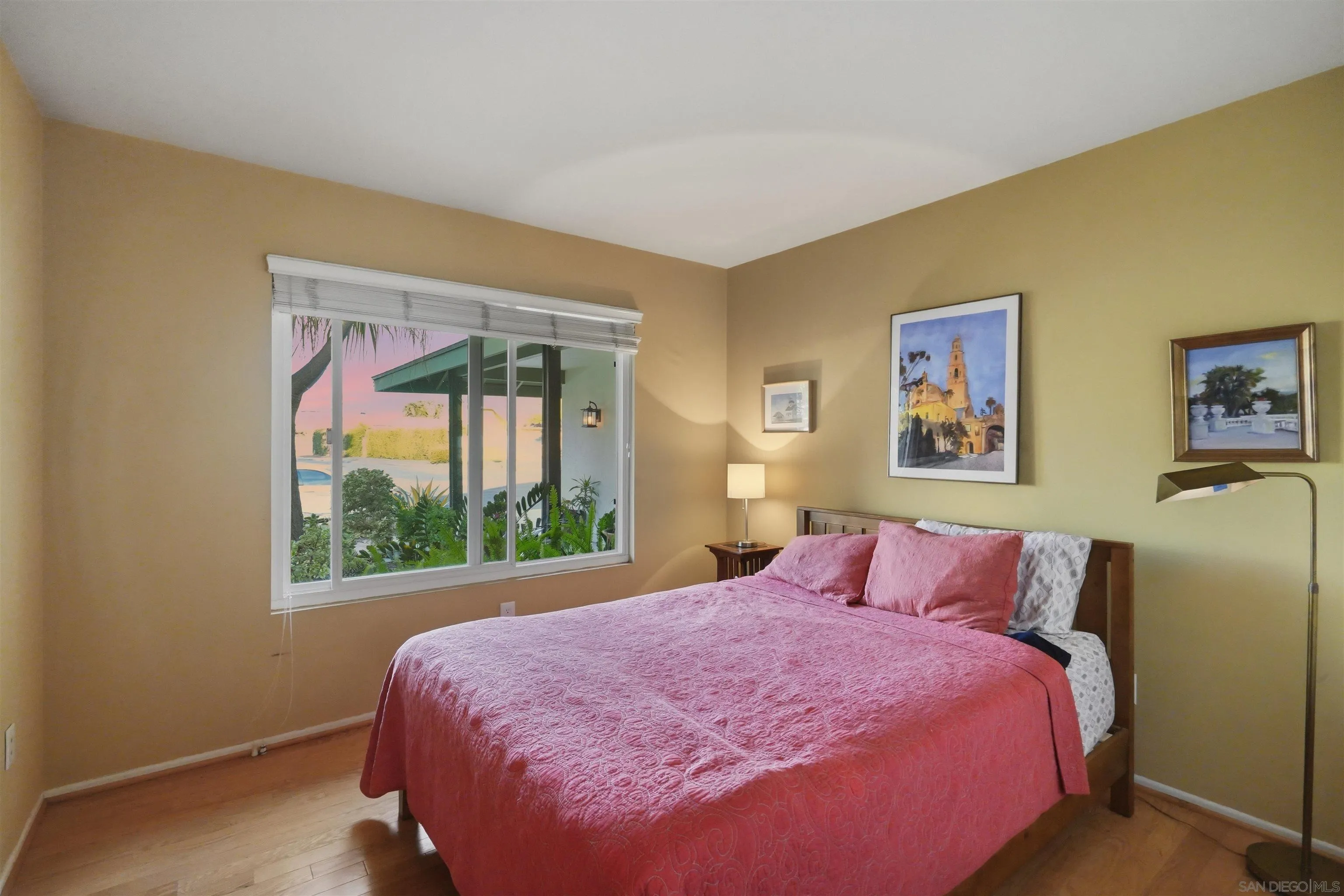 https://cdn.realtyfeed.com/cdn/127/260015539/712ad0ad305fd7a04f1cb8125e588c2b.webp
