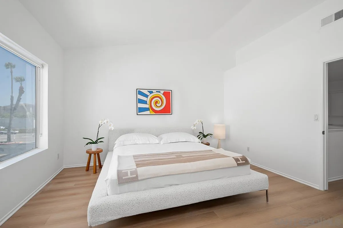 https://cdn.realtyfeed.com/cdn/127/260015541/066c73f4275273097fe47abf07822679.webp