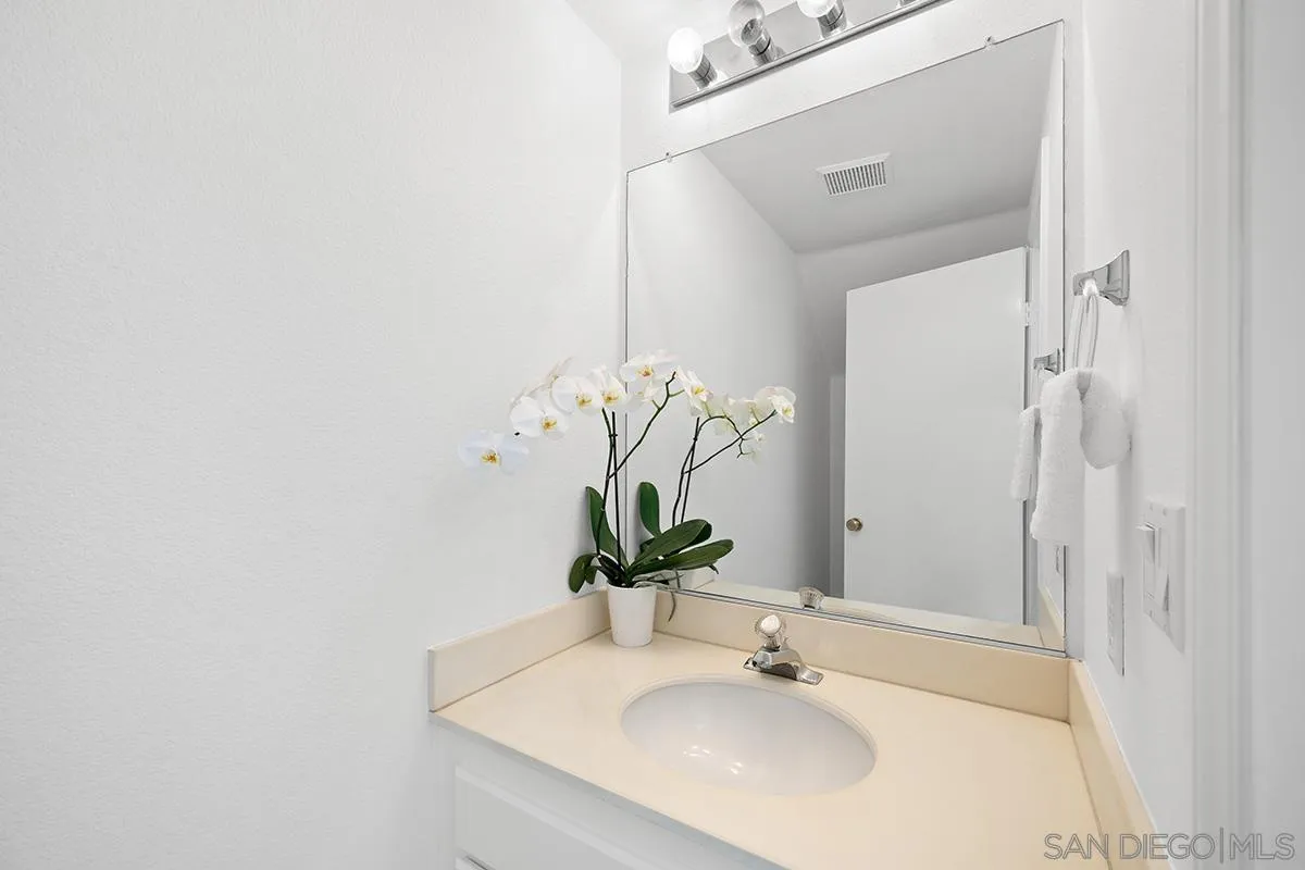 https://cdn.realtyfeed.com/cdn/127/260015541/08e8c6f0941500701ee9e29997303b69.webp