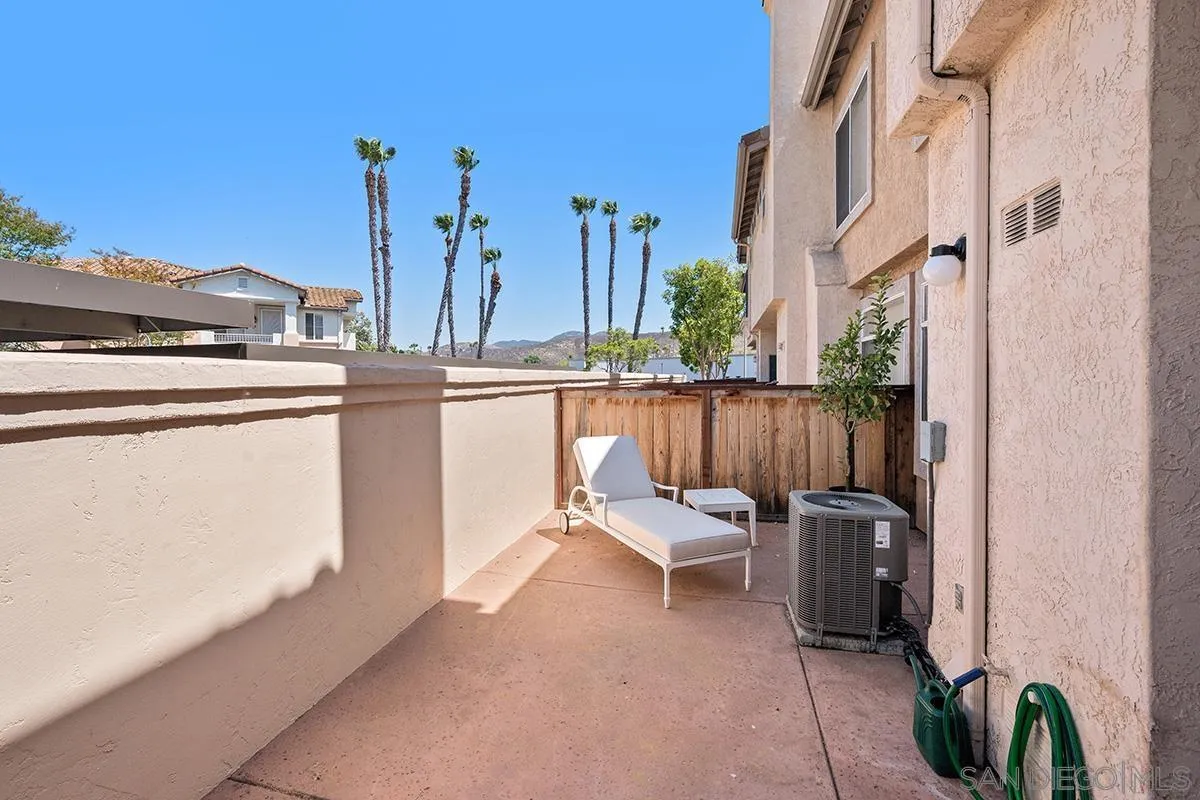 https://cdn.realtyfeed.com/cdn/127/260015541/489e3eee4187e004d35b6ef1ff8c3029.webp