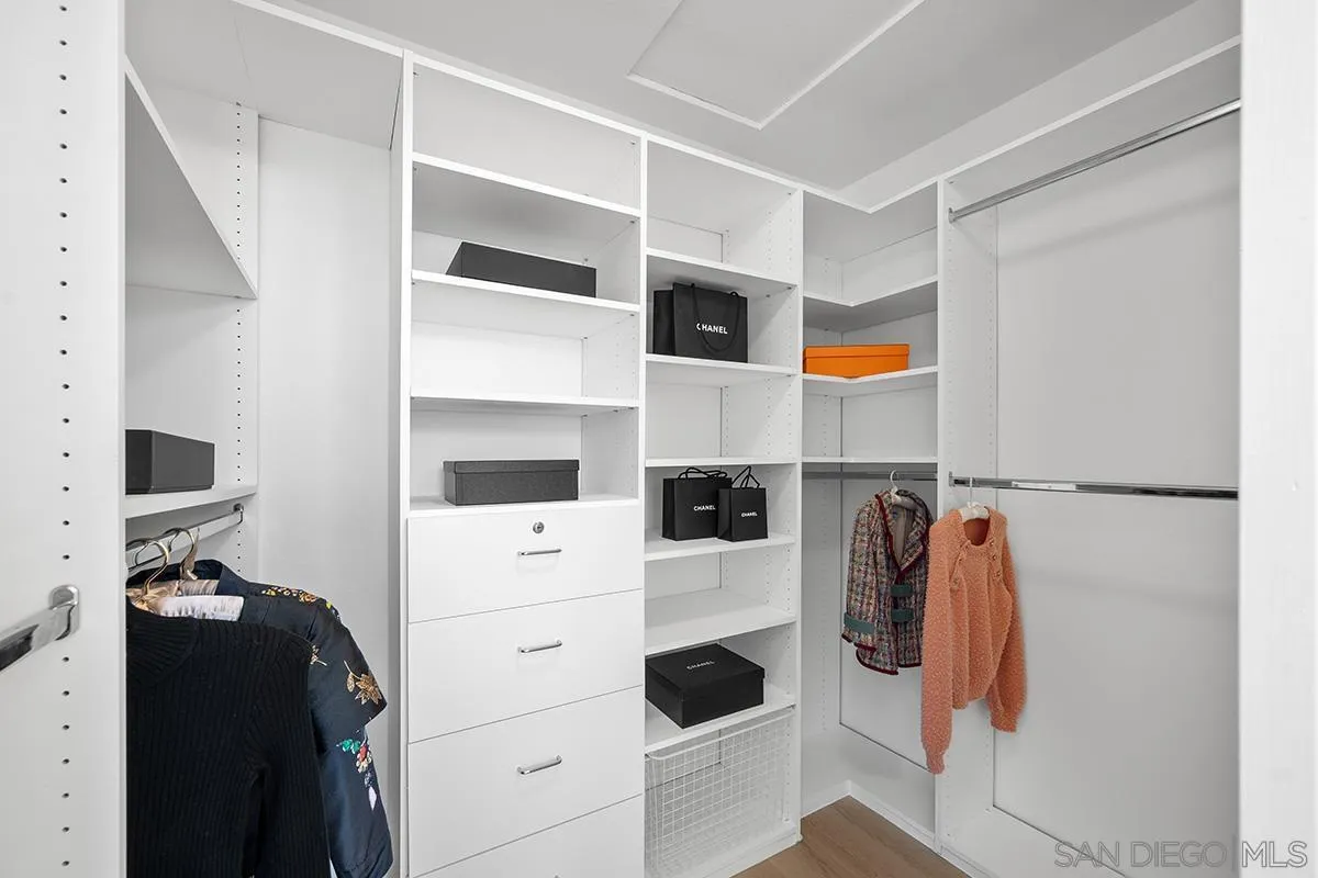 https://cdn.realtyfeed.com/cdn/127/260015541/987cd2c8da3294d3acadccd0053b6dd2.webp