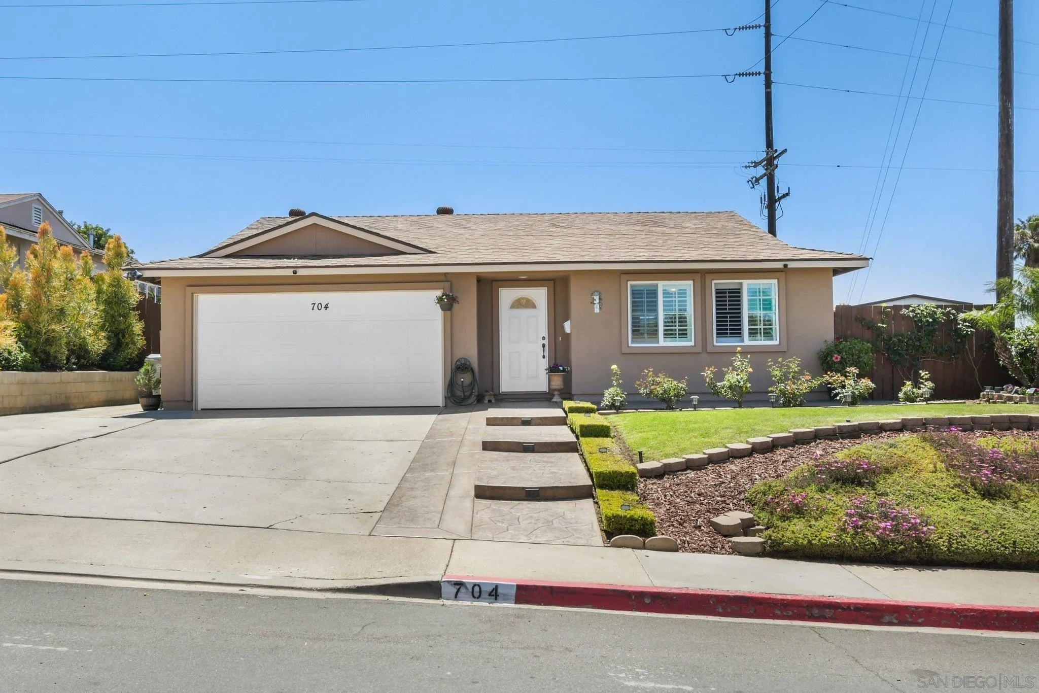 https://cdn.realtyfeed.com/cdn/127/260015542/0c6af683dbbcf733b441dbf471b6dea2.webp
