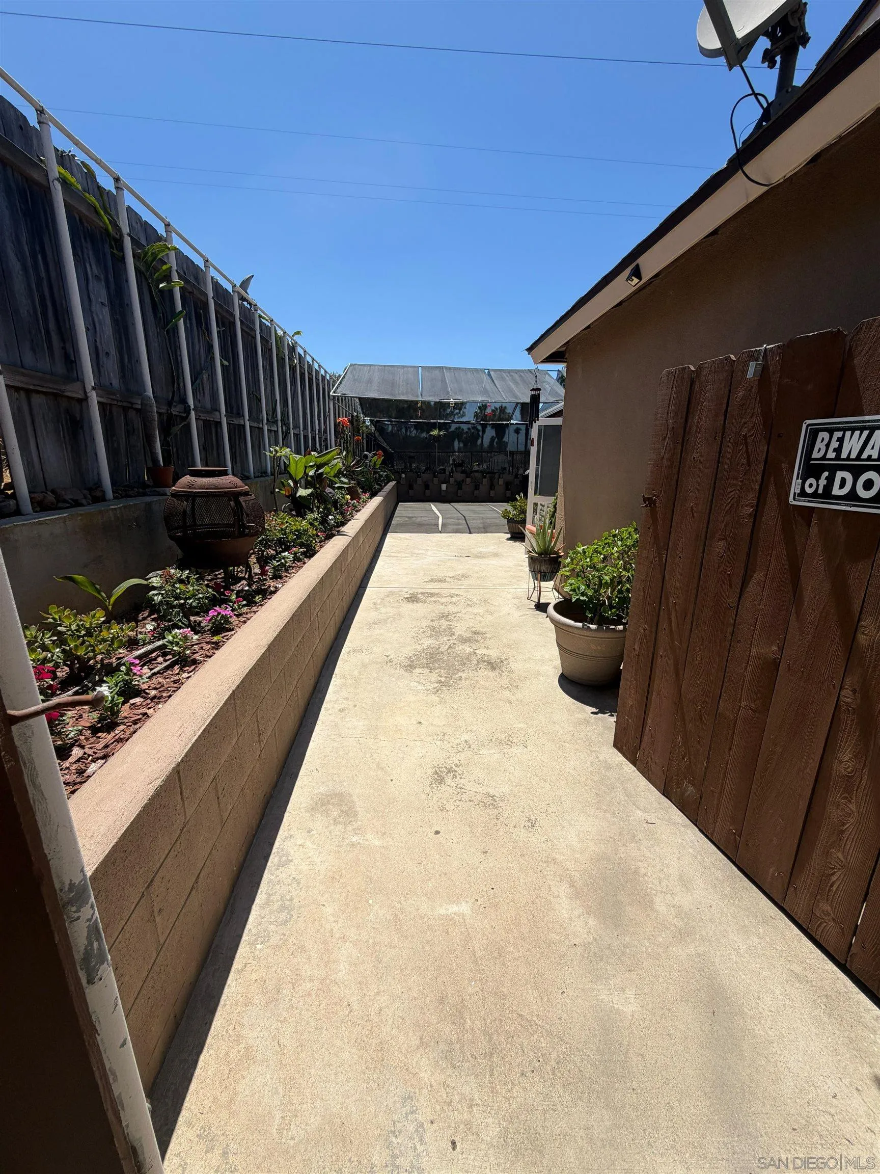 https://cdn.realtyfeed.com/cdn/127/260015542/88b10b09dde72a6d6ada94f8da083e77.webp