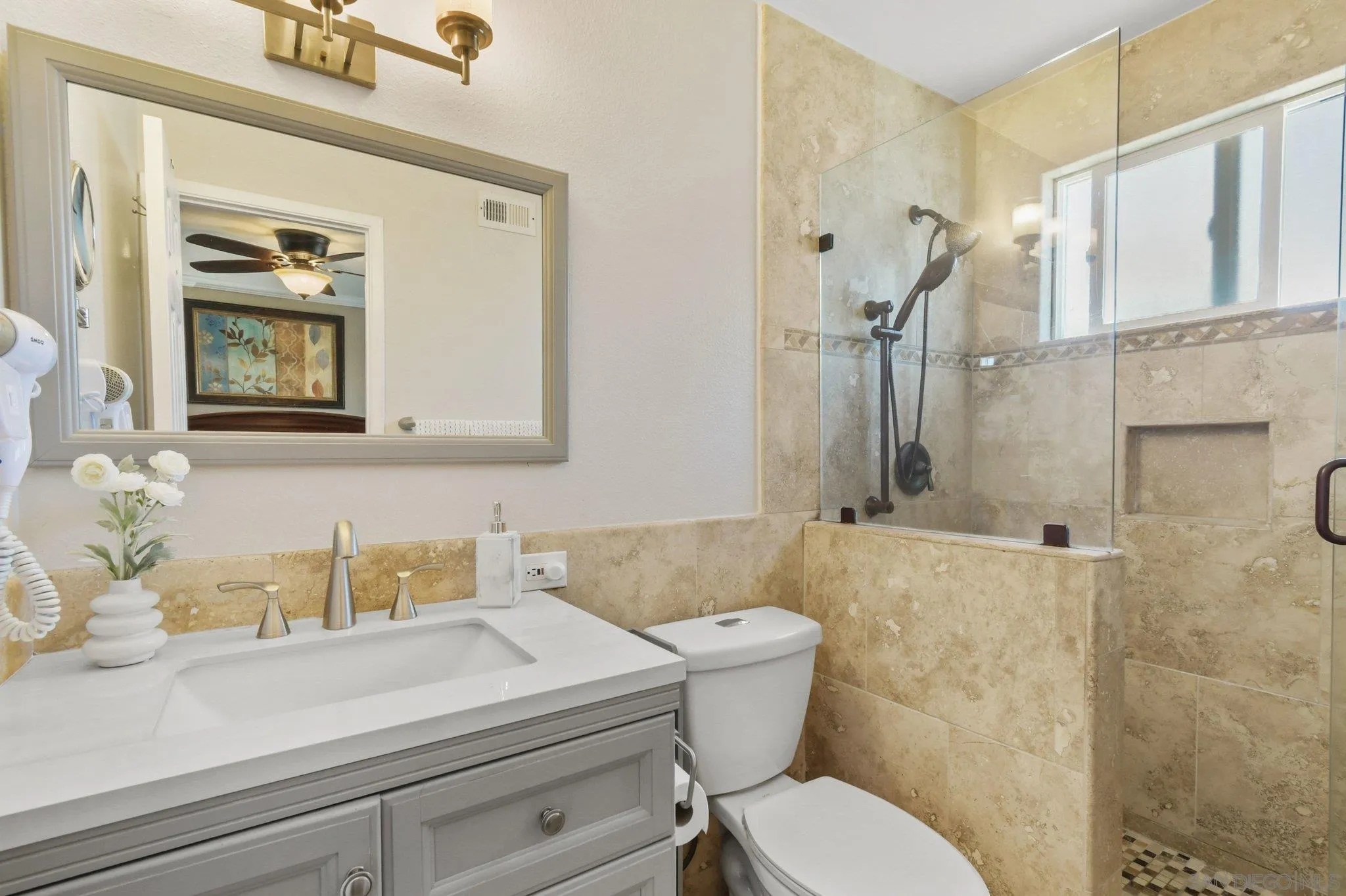https://cdn.realtyfeed.com/cdn/127/260015542/f1b99017ff8784ca6564ff62e94bd42f.webp