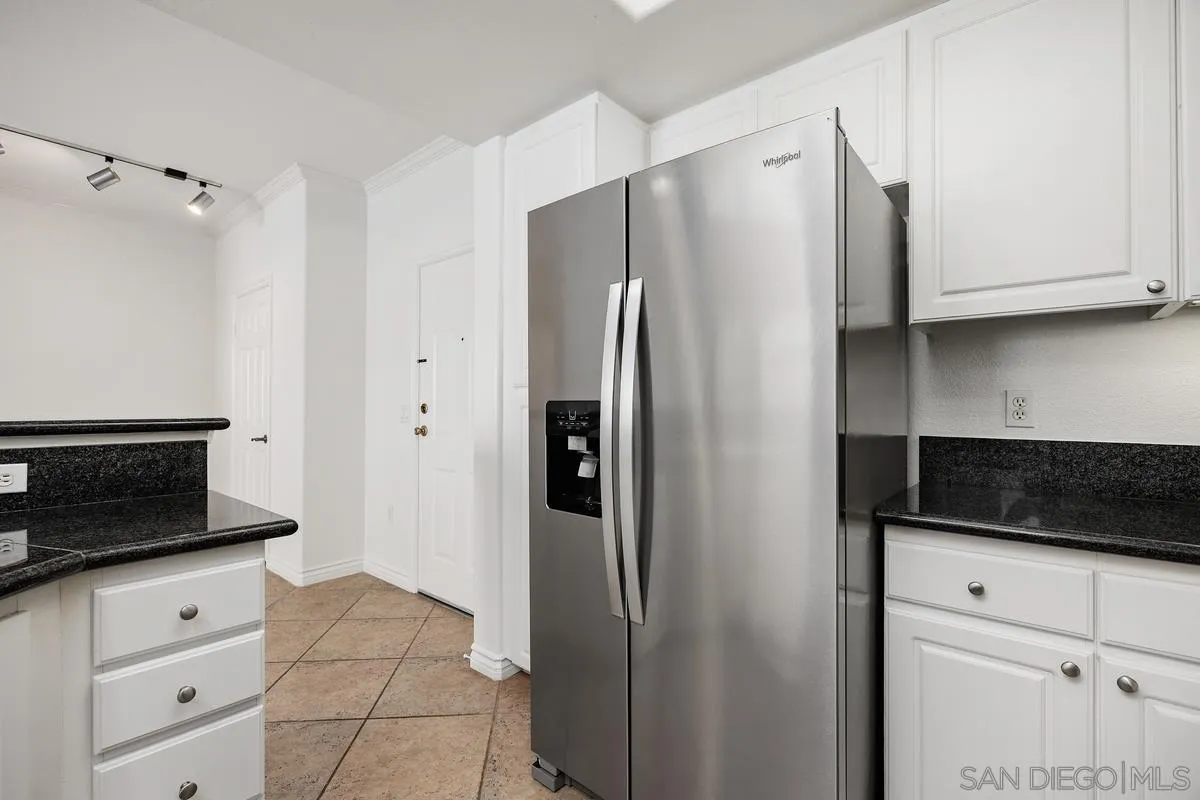 Photo #10: 260015544 Listing: Photo #10