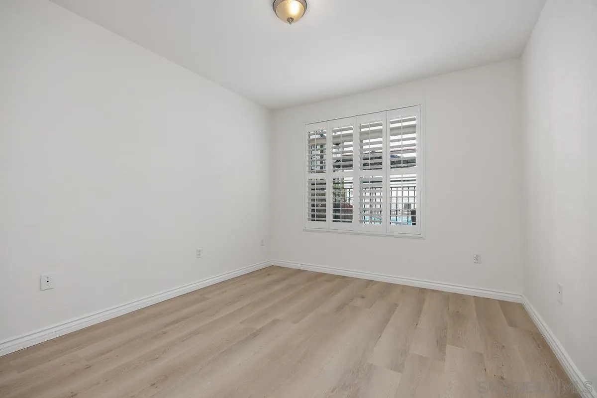 Photo #20: 260015544 Listing: Photo #20