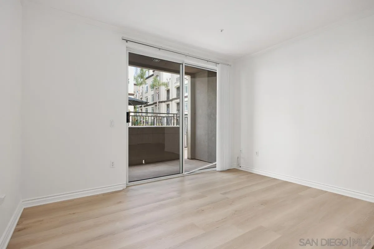 Photo #6: 260015544 Listing: Photo #6