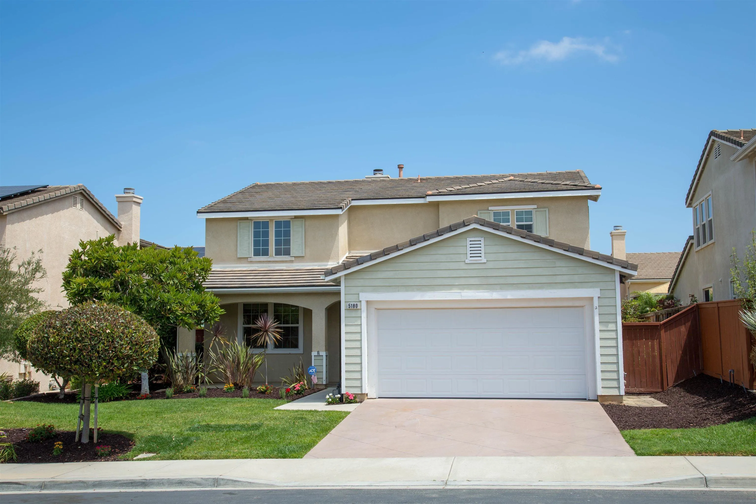 https://cdn.realtyfeed.com/cdn/127/260015545/c788a34e5f8cacff190ce33fba8e25c8.webp