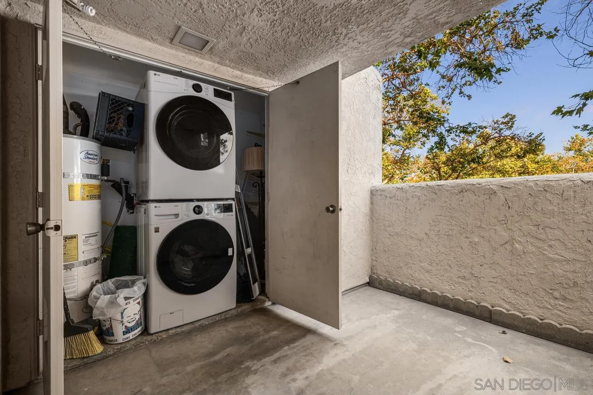 https://cdn.realtyfeed.com/cdn/127/260015547/30e4bdaa724b0de85cc28da7ffe229a8.webp